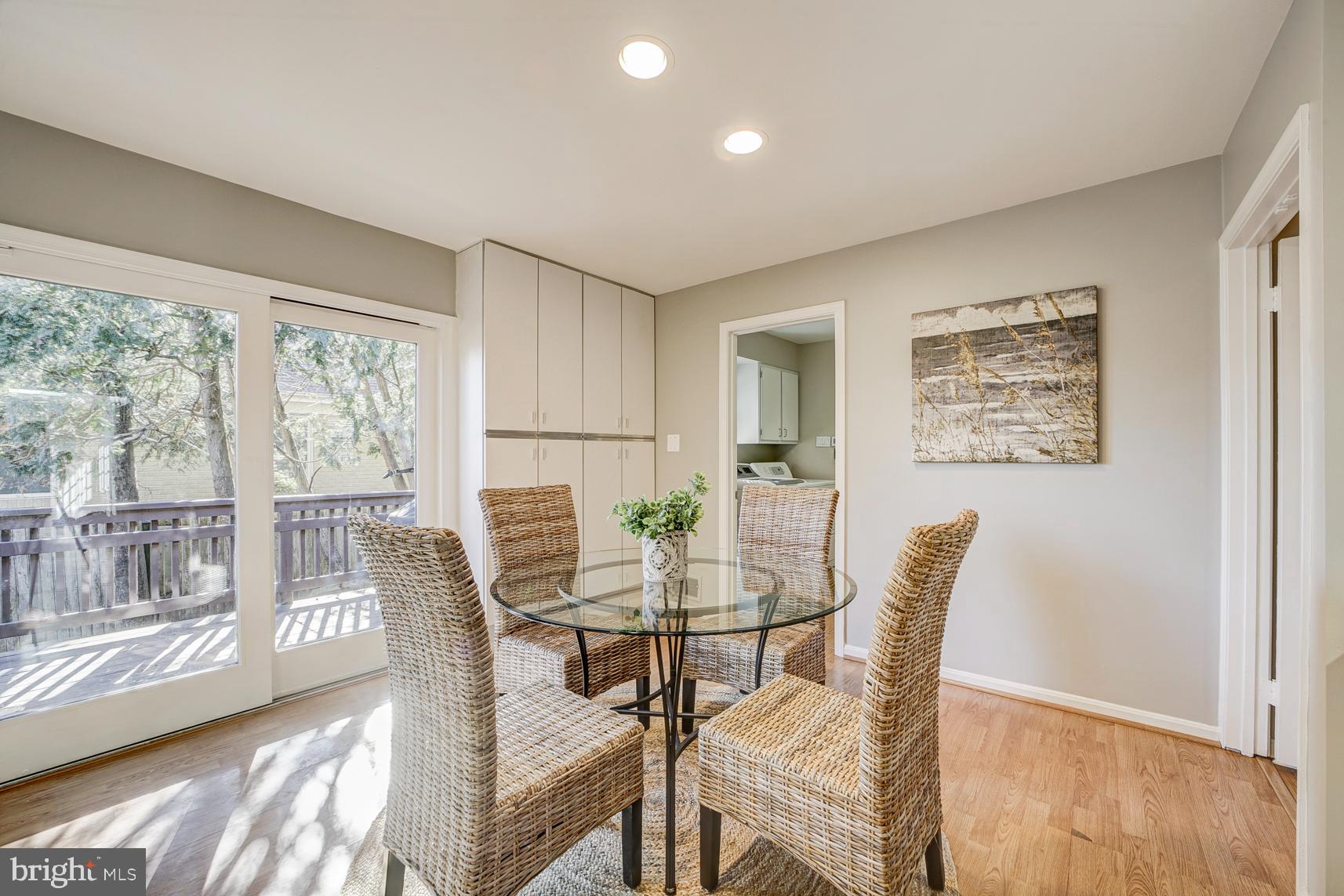 POTOMAC VILLAGE - Residential