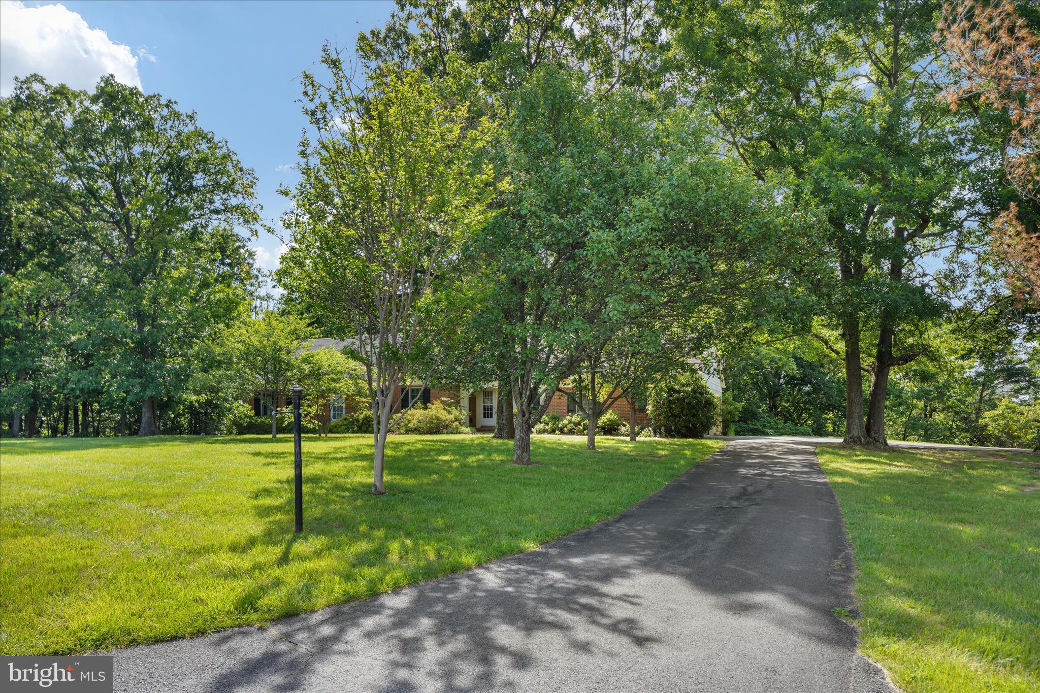BRADDOCK HILLS ESTATES - Residential