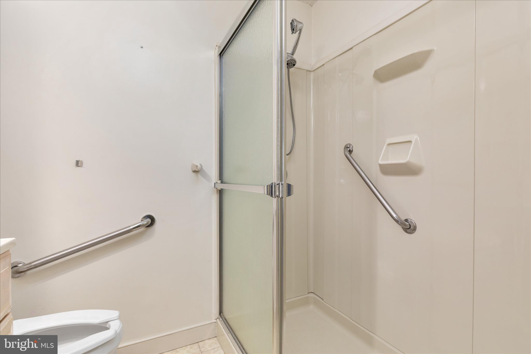 BRADDOCK HILLS ESTATES - Residential