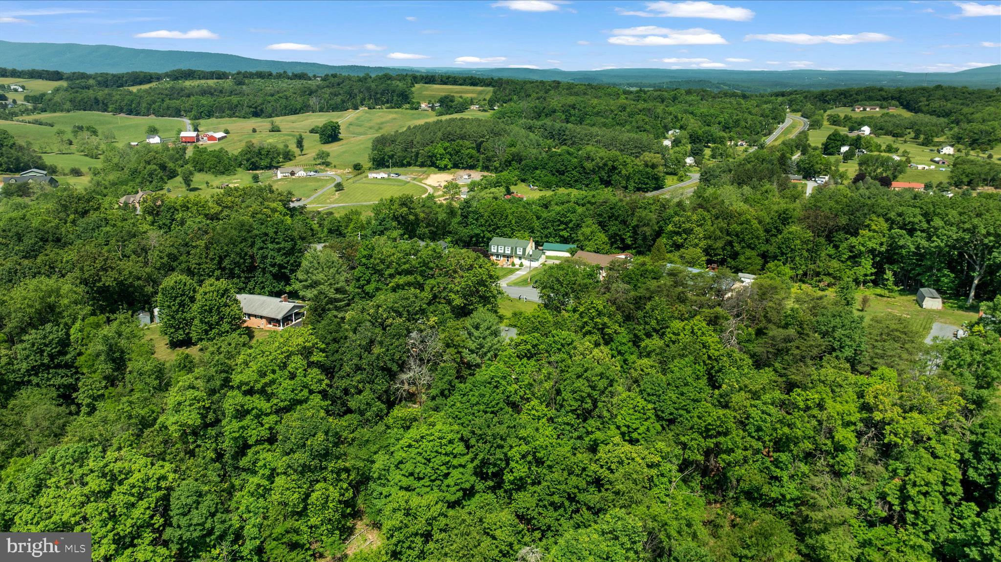BRADDOCK HILLS ESTATES - Residential