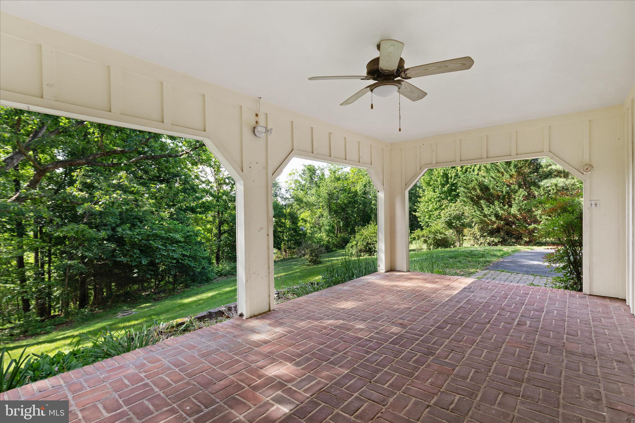 BRADDOCK HILLS ESTATES - Residential