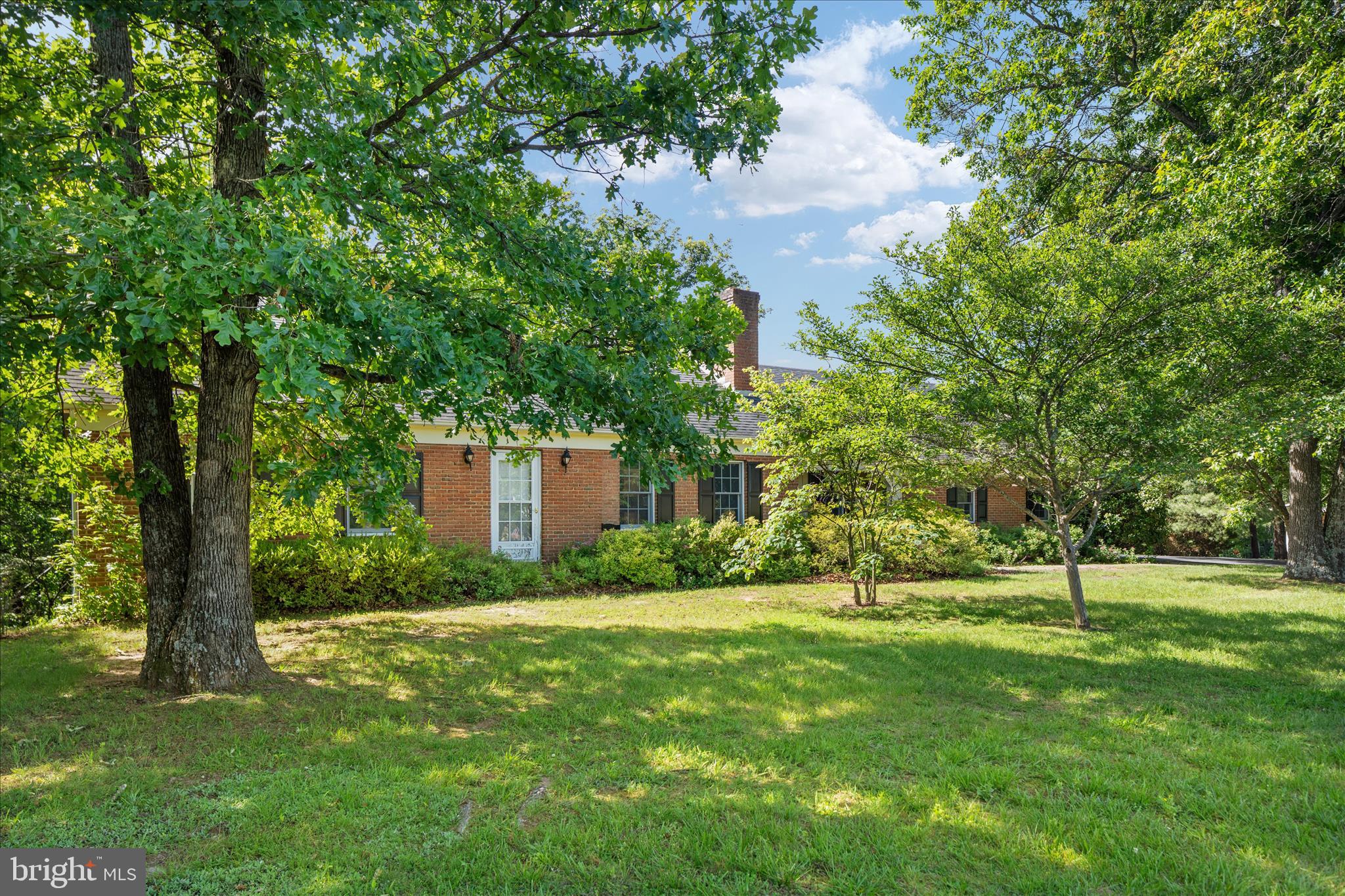 BRADDOCK HILLS ESTATES - Residential