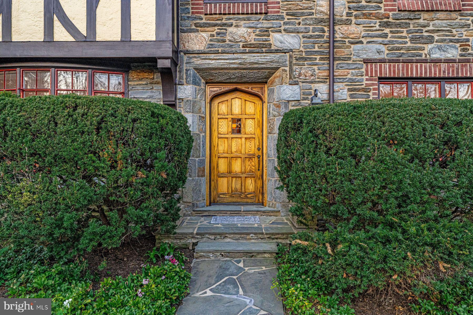 COLLEGE PARK - Residential