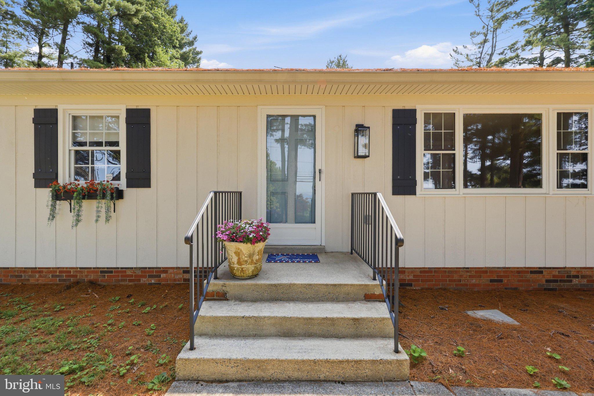 SKYLINE ESTATES - Residential