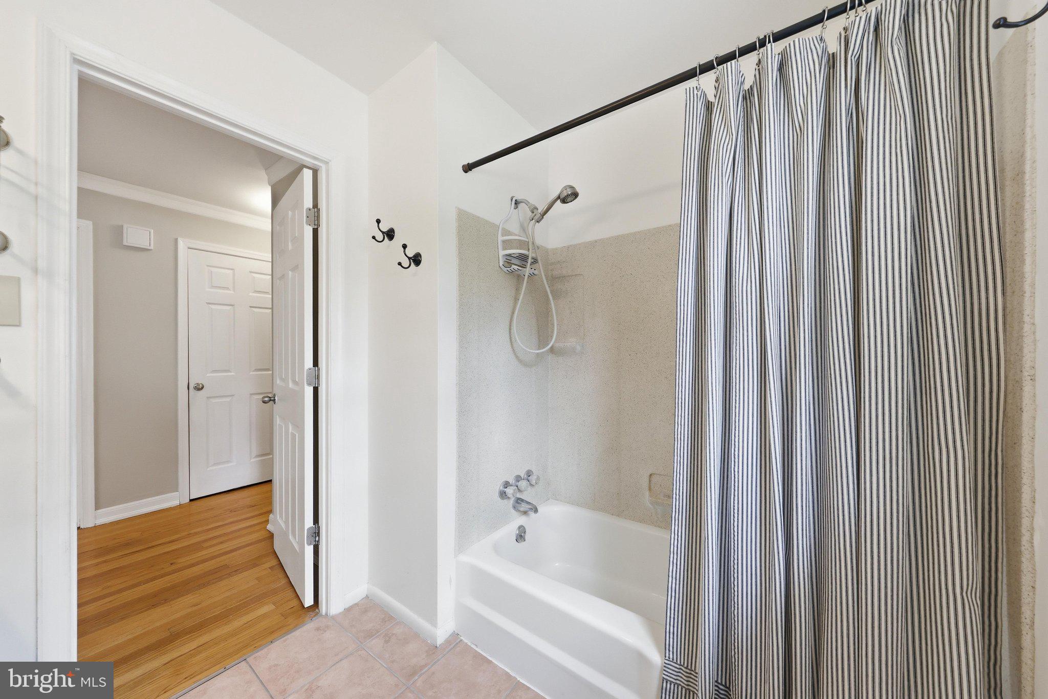 SKYLINE ESTATES - Residential
