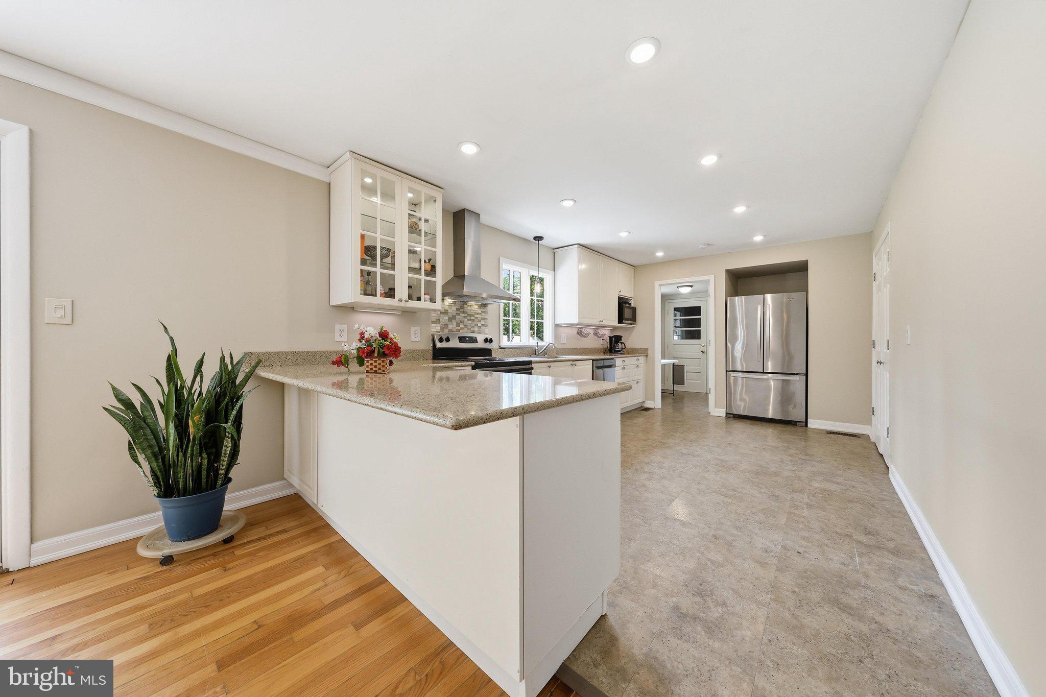 SKYLINE ESTATES - Residential
