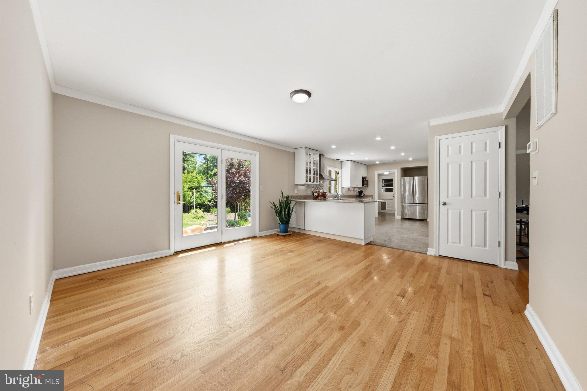 SKYLINE ESTATES - Residential