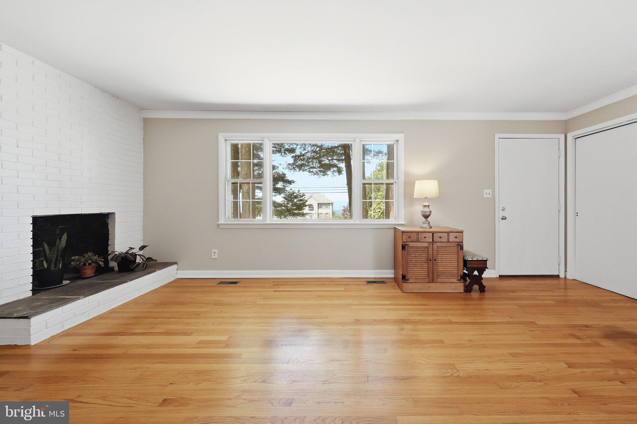 SKYLINE ESTATES - Residential