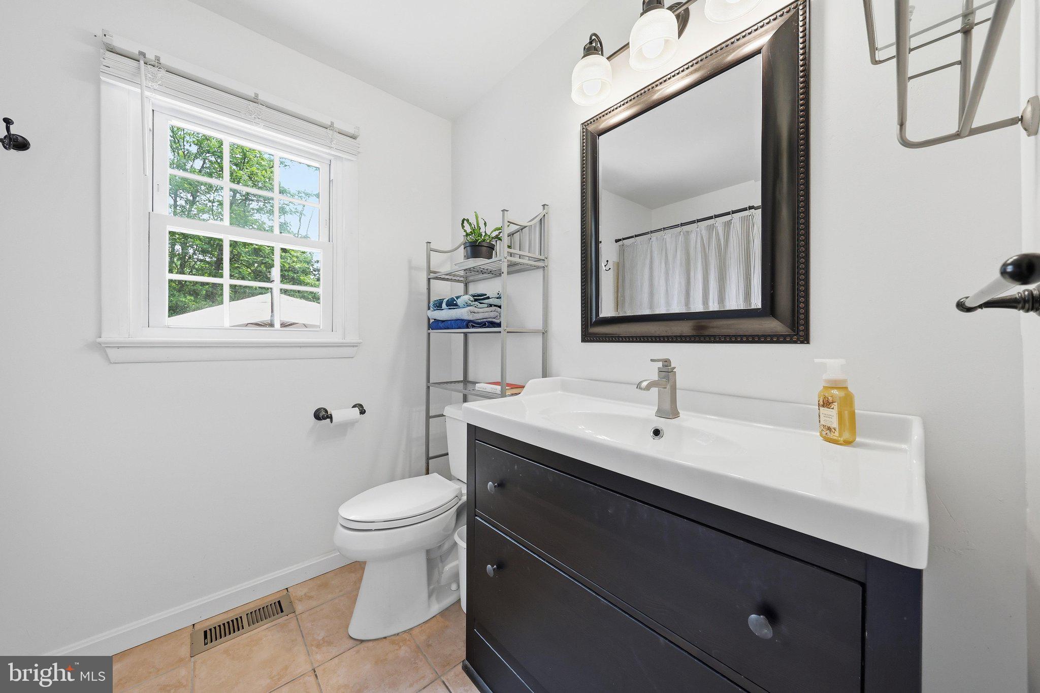 SKYLINE ESTATES - Residential