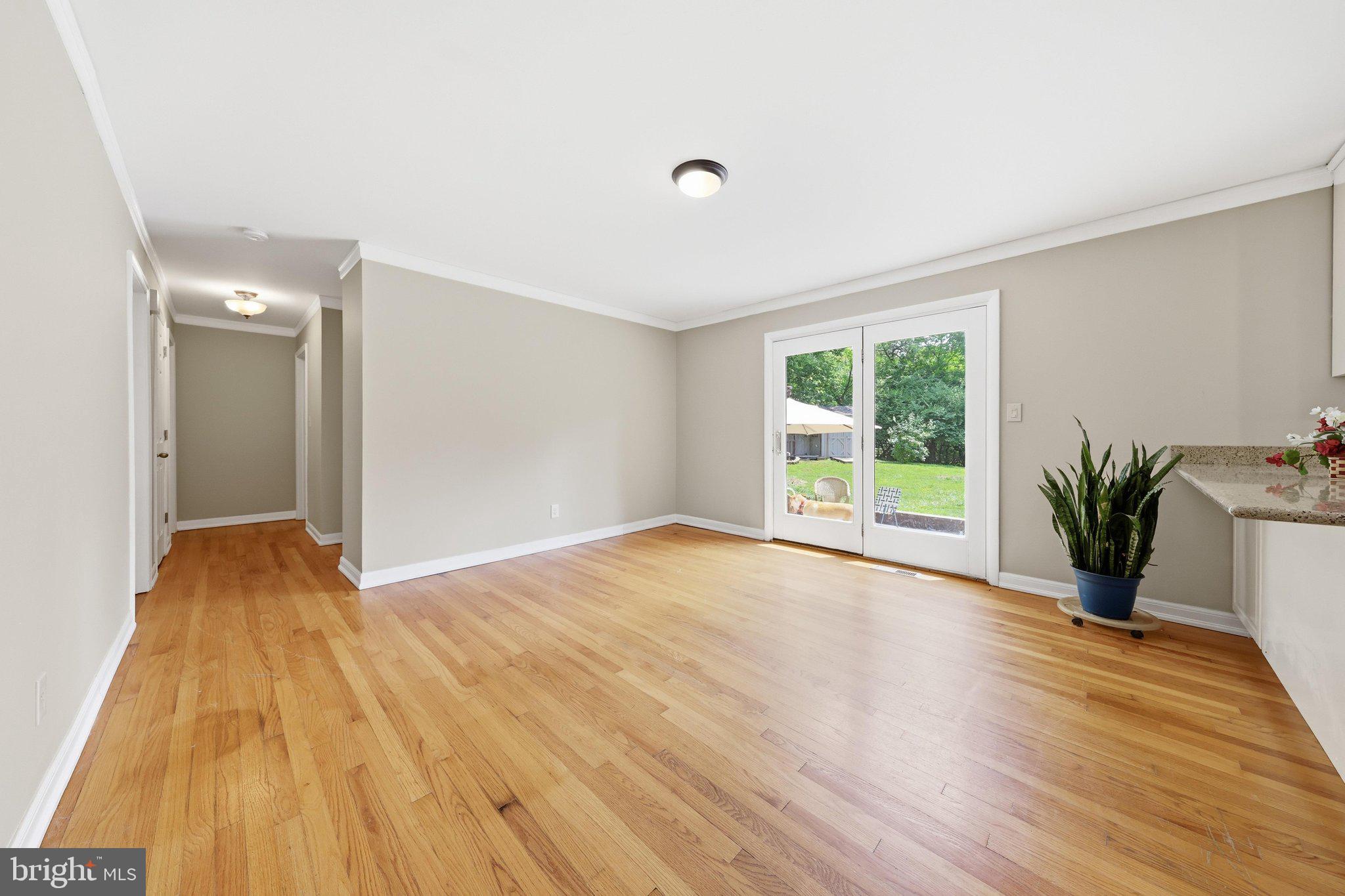 SKYLINE ESTATES - Residential