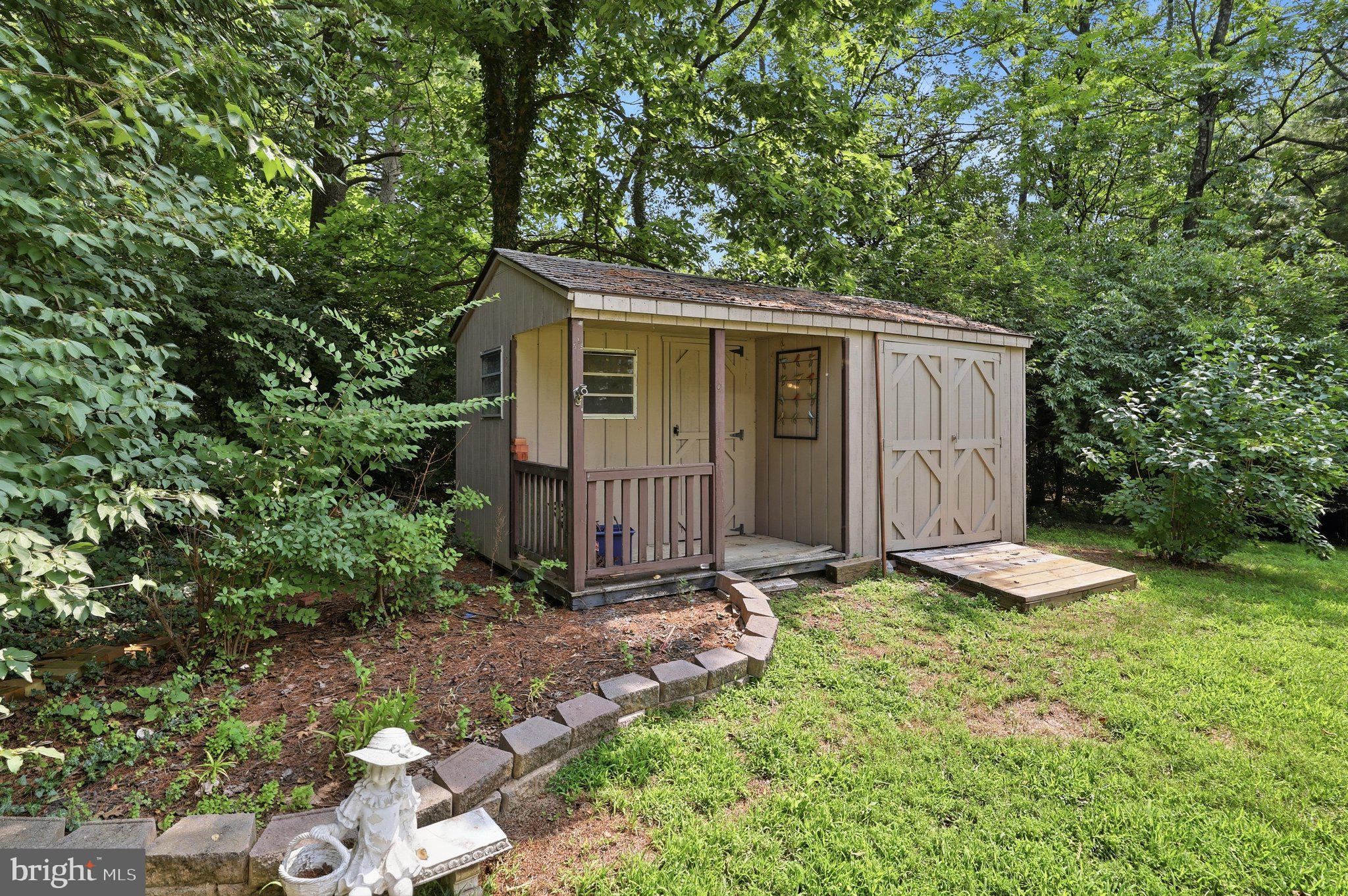 SKYLINE ESTATES - Residential