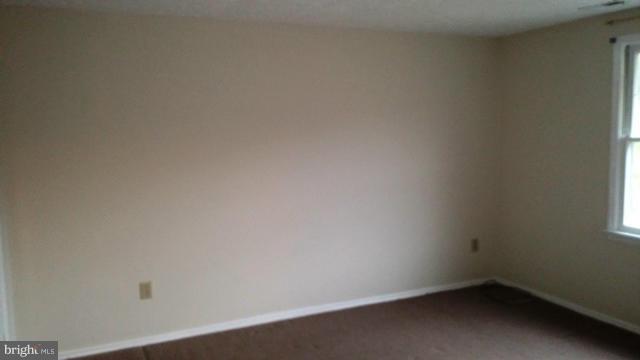 HUNTING QUARTERS - Residential Lease