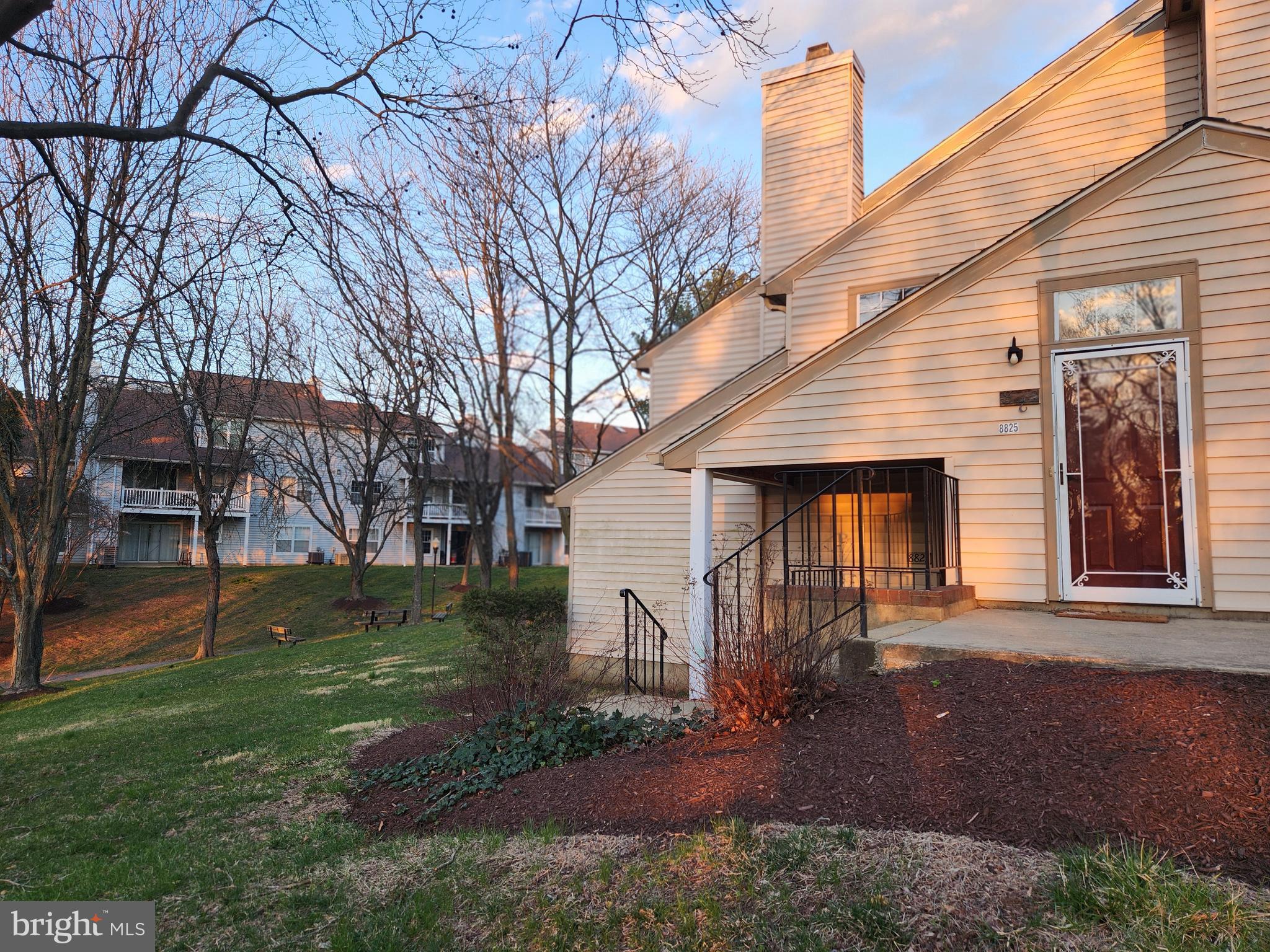 DEVON HILLS - Residential