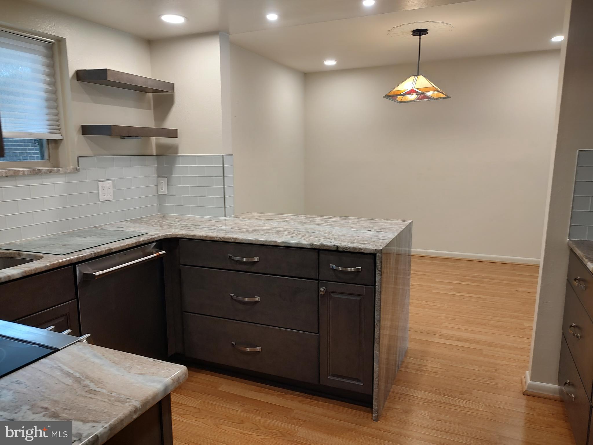 MONTGOMERY MUTUAL COOP - Residential