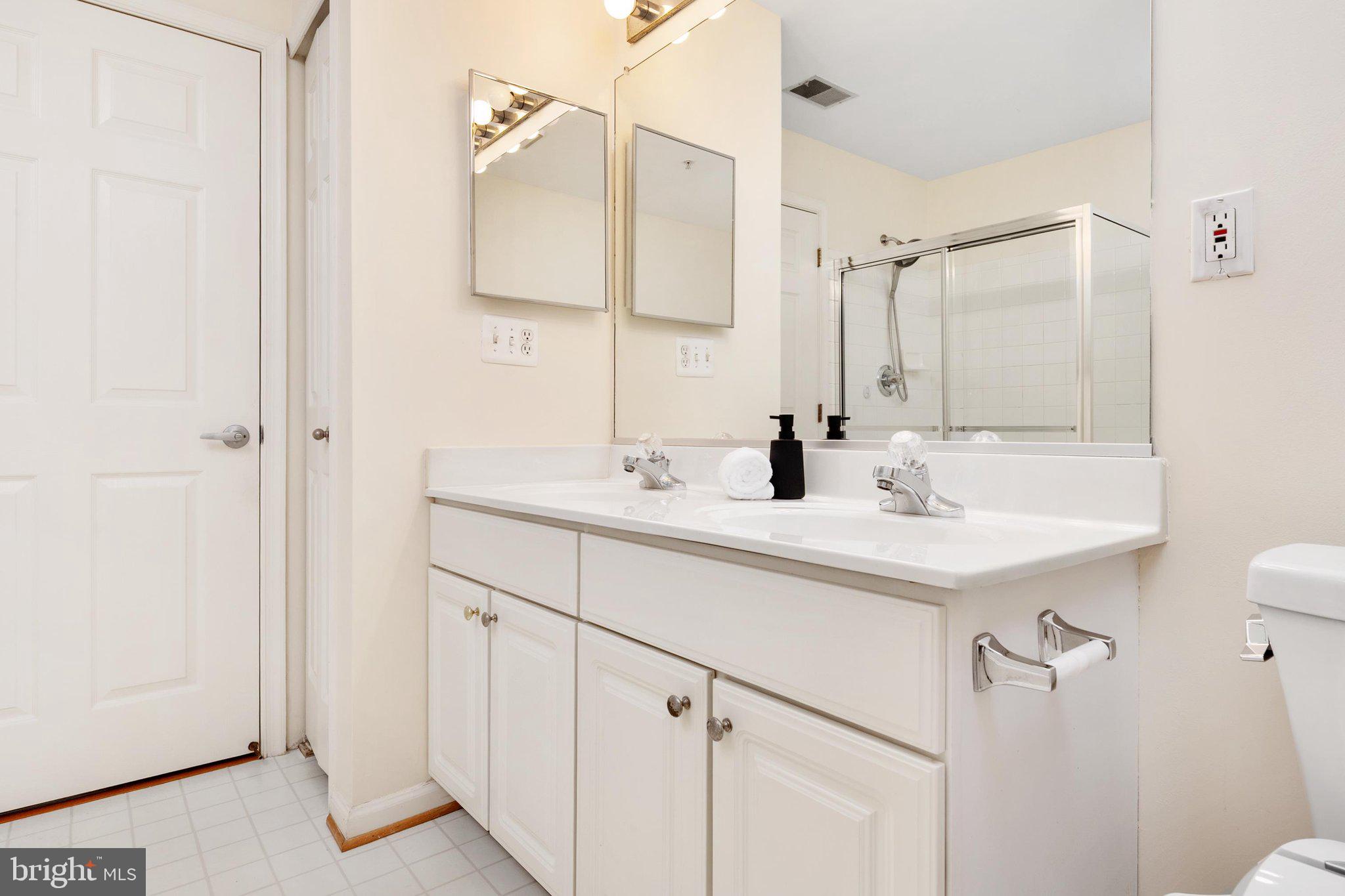 WYNDHAM AT TOWN CENTER - Residential