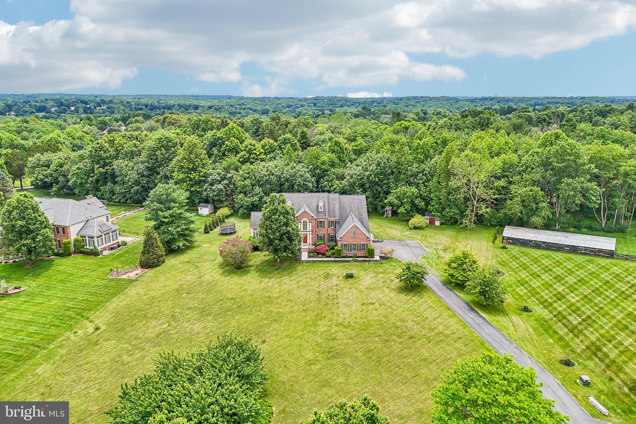 WARD FARM ESTATES - Residential