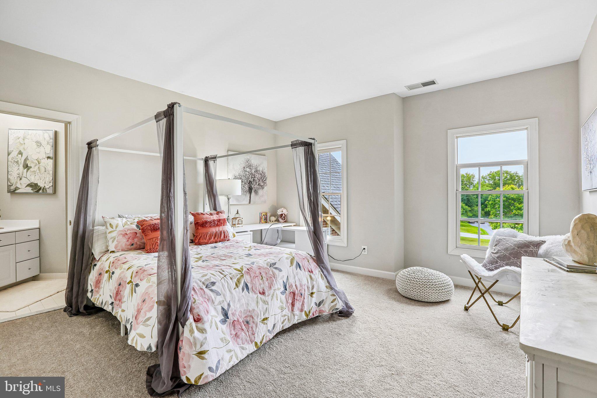 WARD FARM ESTATES - Residential