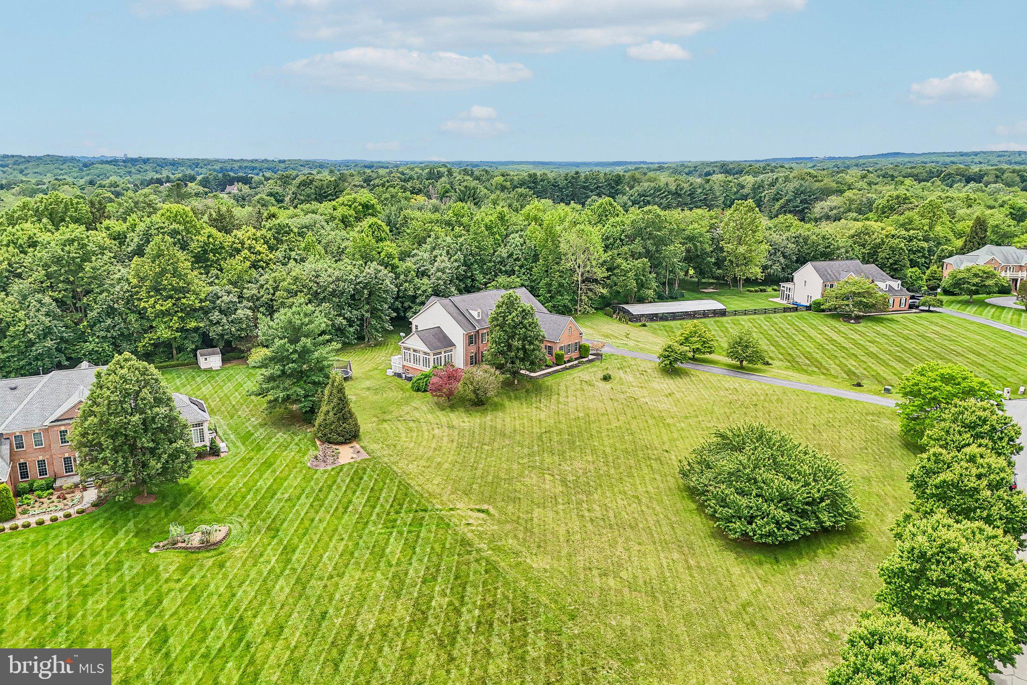 WARD FARM ESTATES - Residential