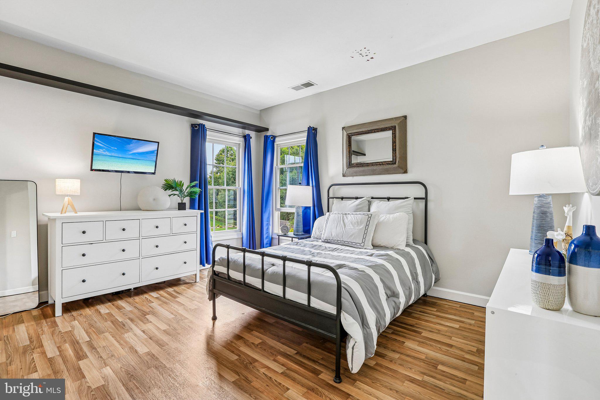 WARD FARM ESTATES - Residential