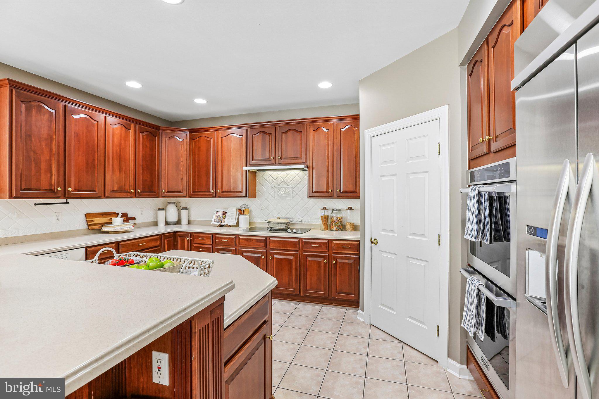 WARD FARM ESTATES - Residential
