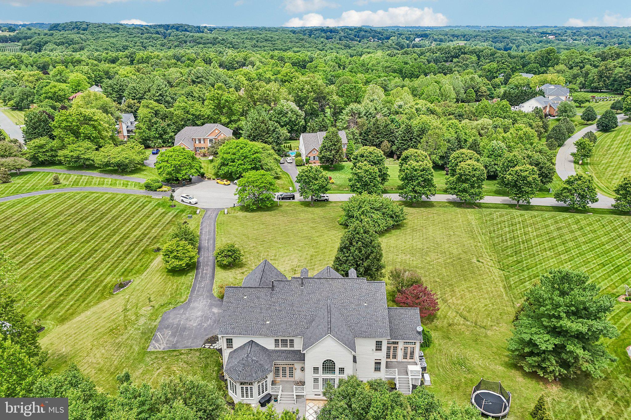WARD FARM ESTATES - Residential