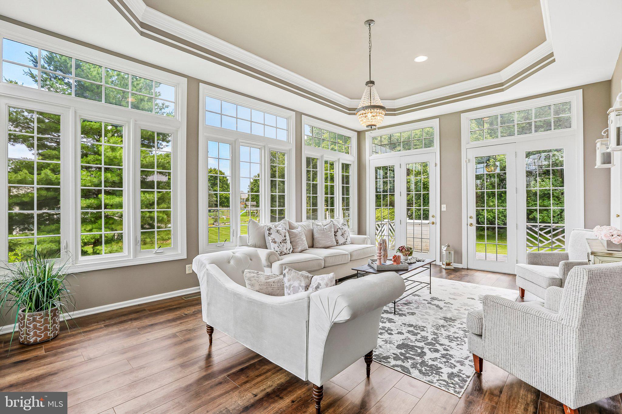 WARD FARM ESTATES - Residential