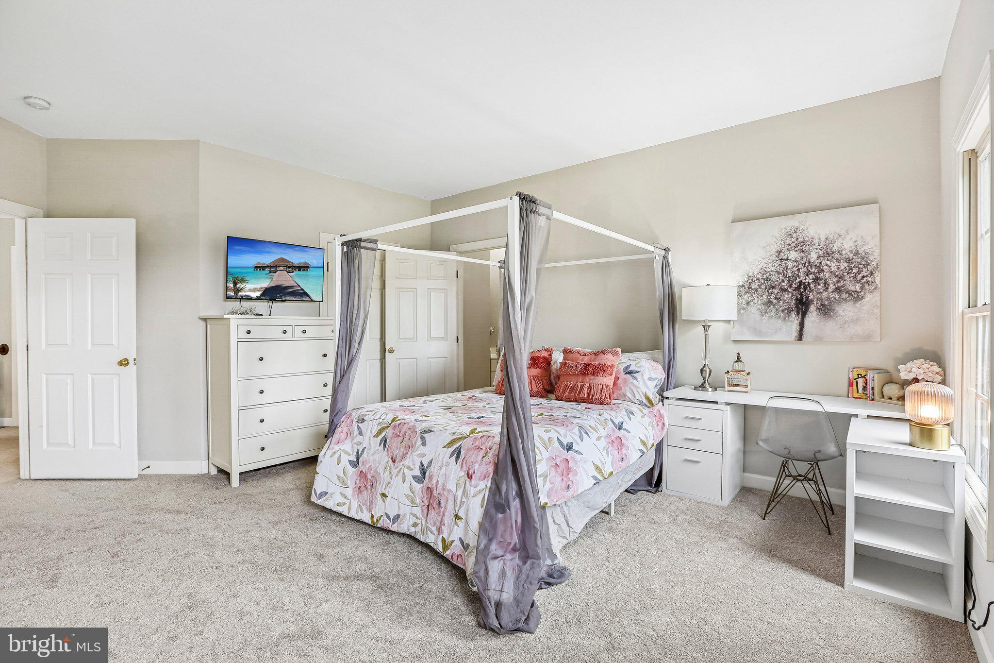 WARD FARM ESTATES - Residential