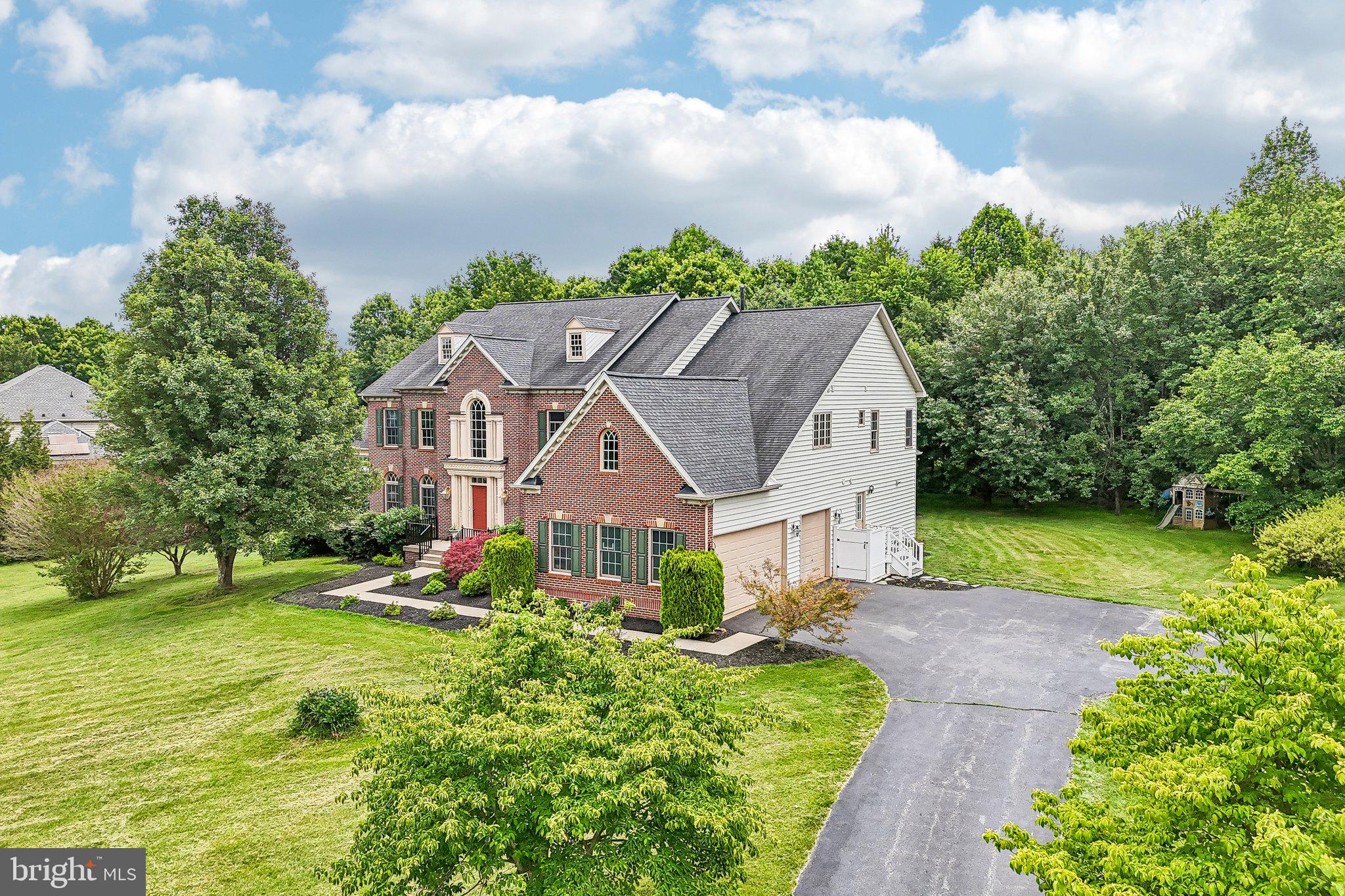 WARD FARM ESTATES - Residential