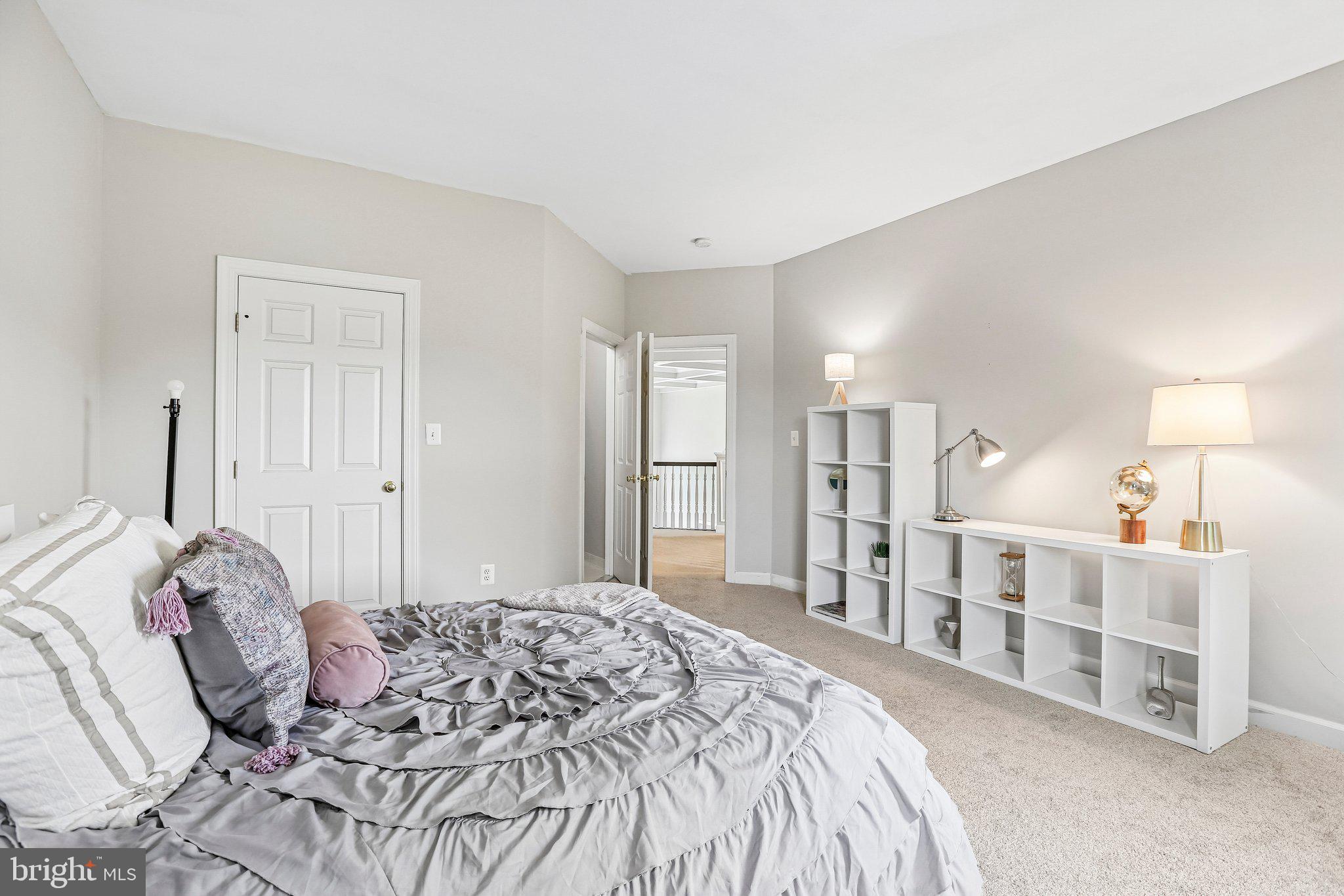 WARD FARM ESTATES - Residential