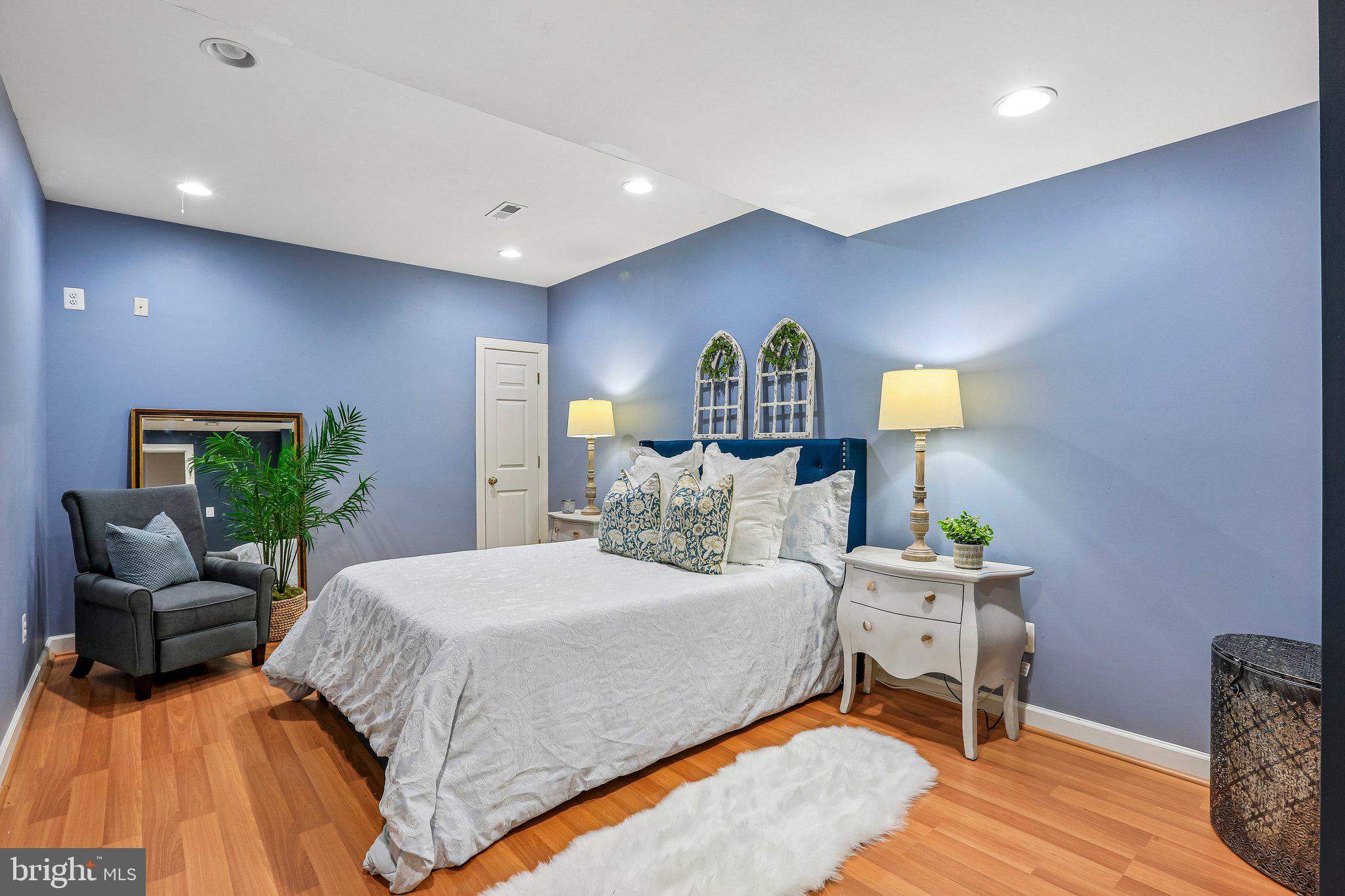 WARD FARM ESTATES - Residential