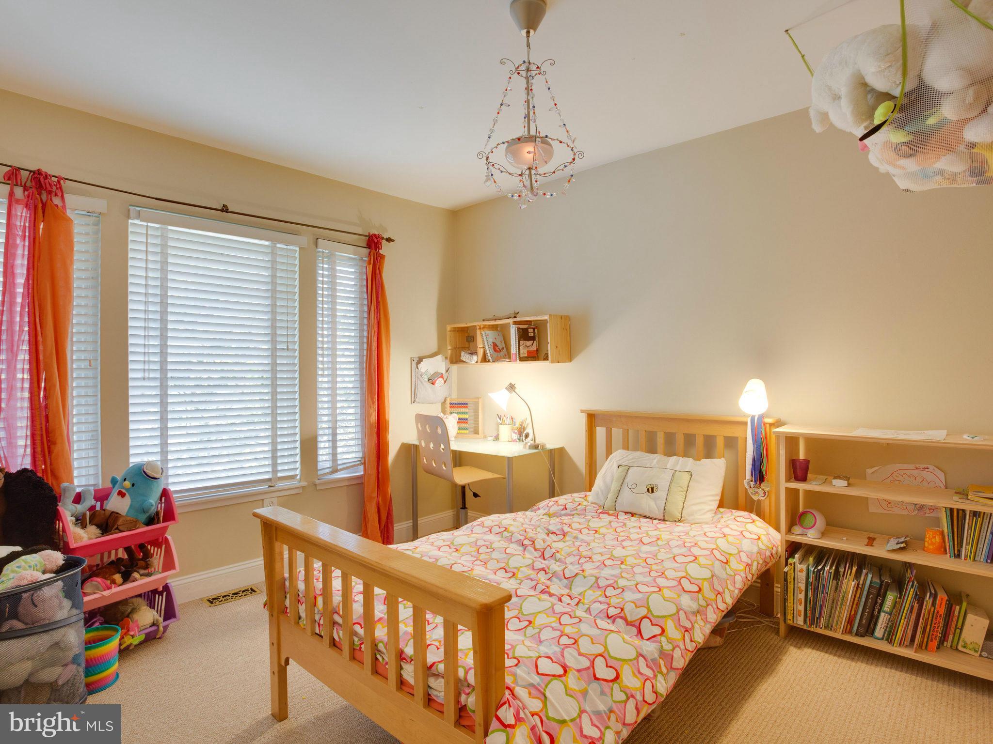 RESTON - Residential Lease
