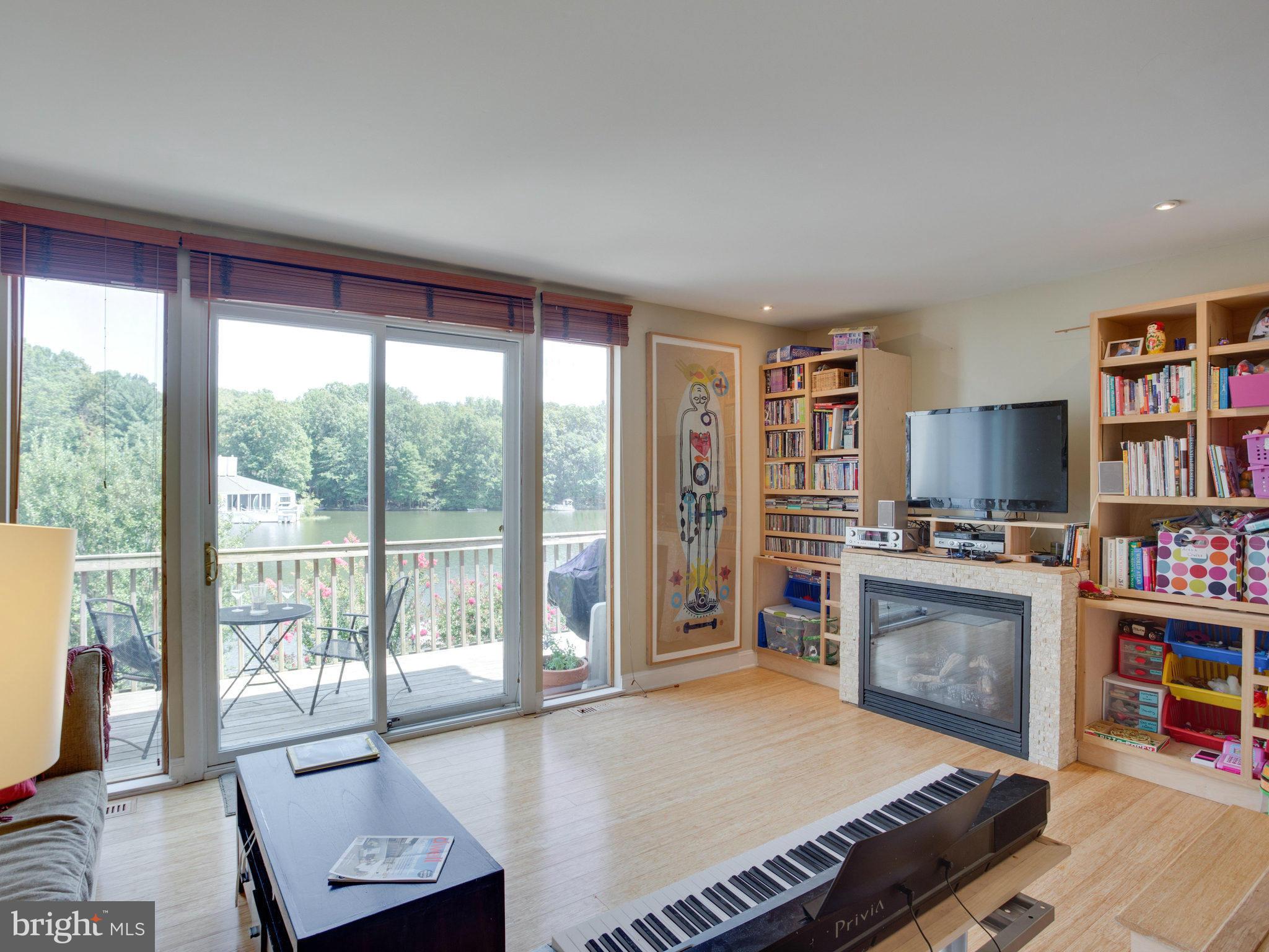 RESTON - Residential Lease