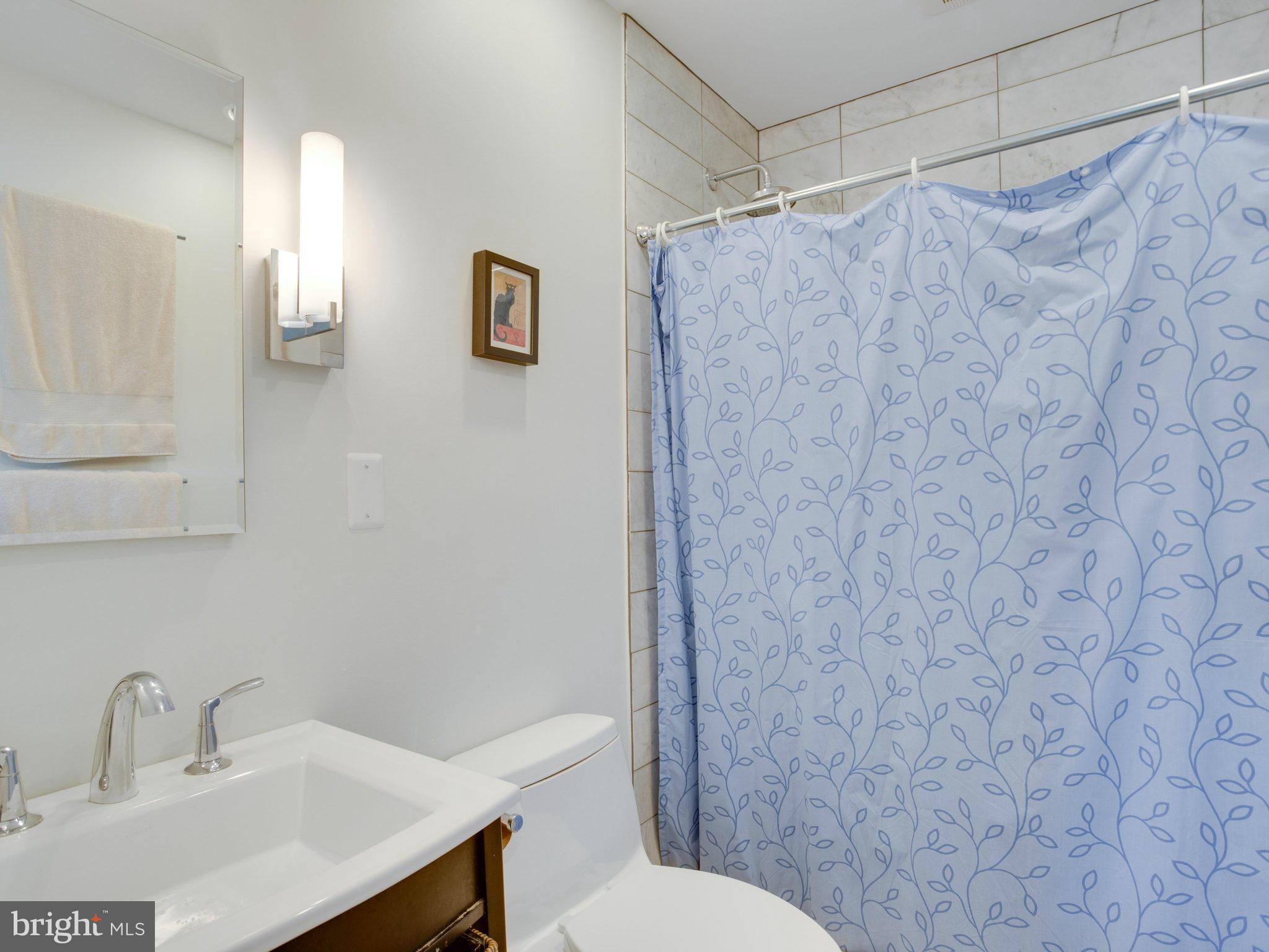 RESTON - Residential Lease