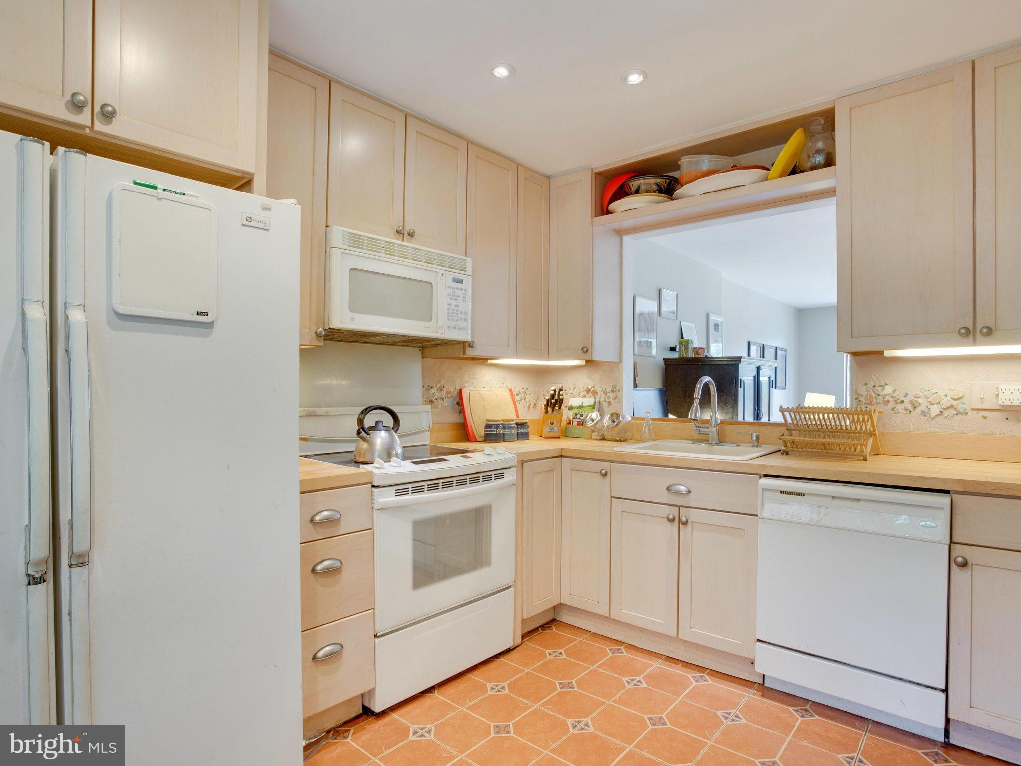 RESTON - Residential Lease