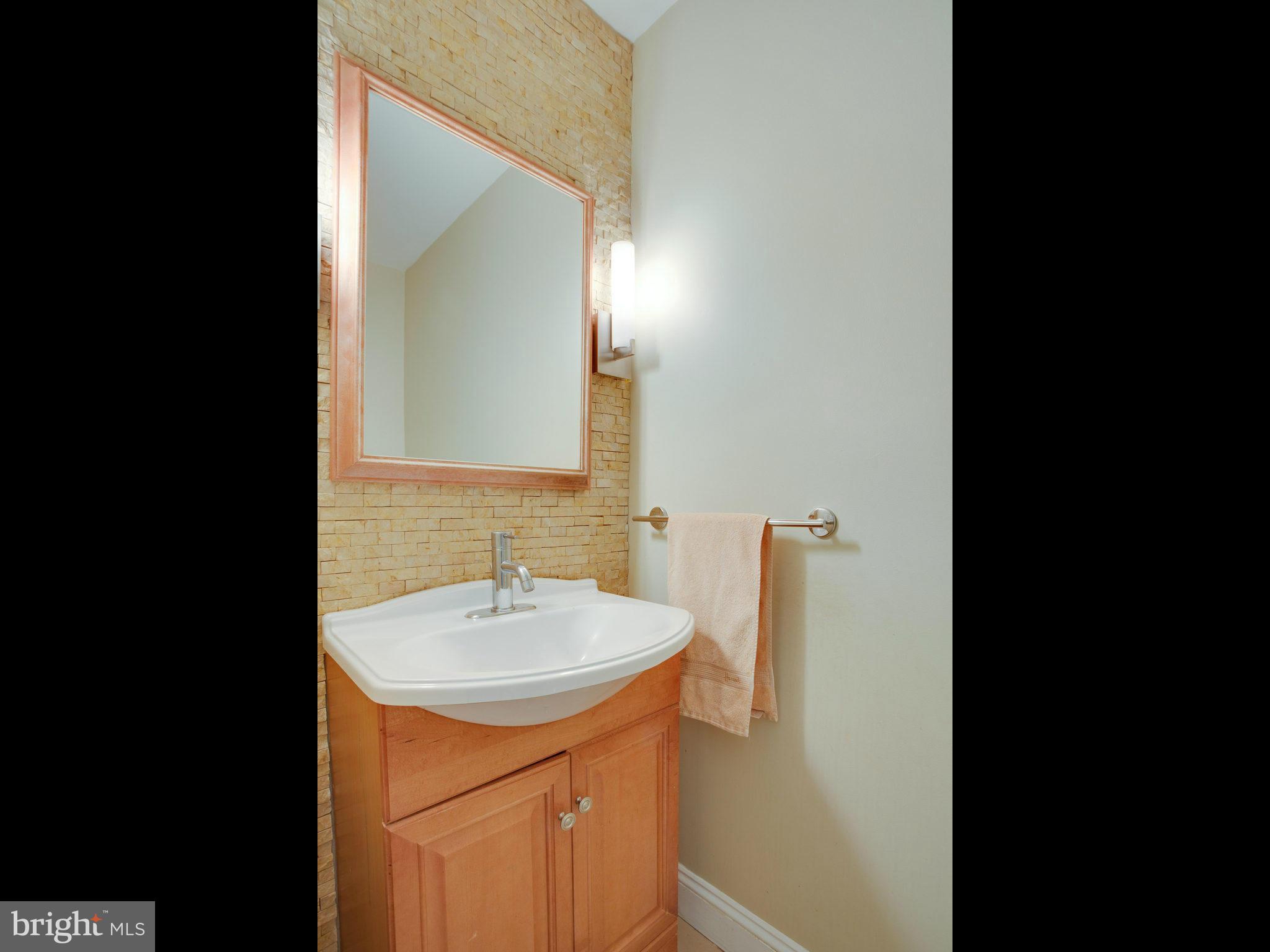 RESTON - Residential Lease