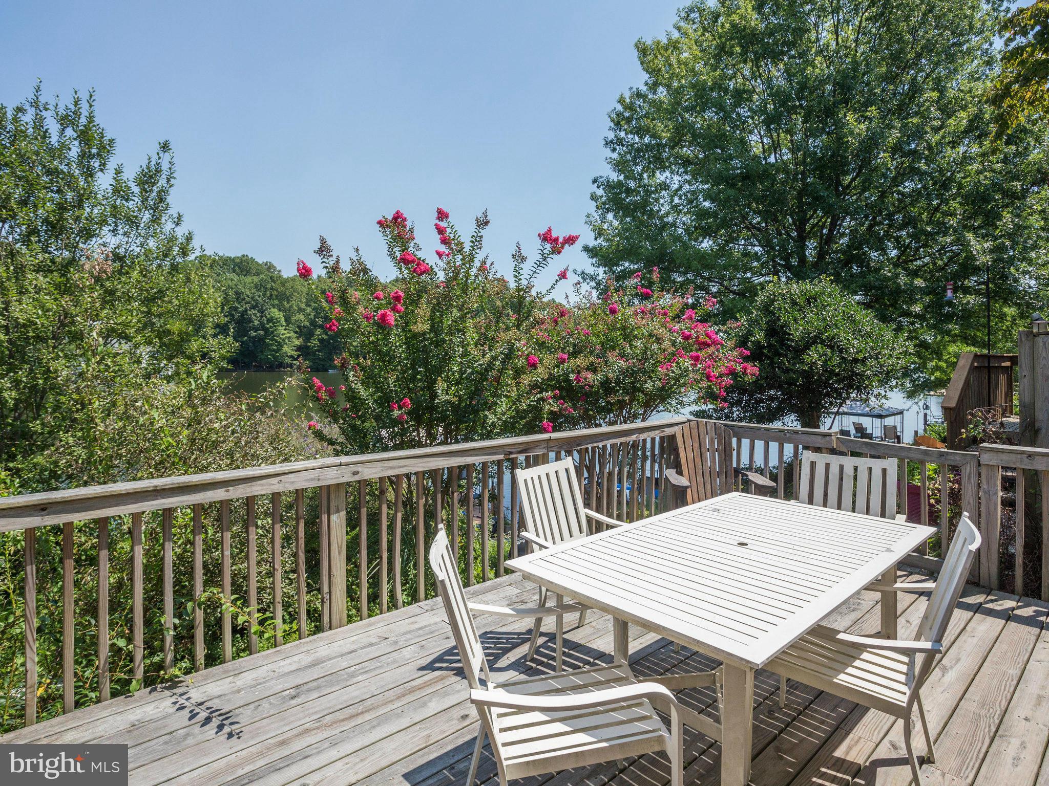 RESTON - Residential Lease
