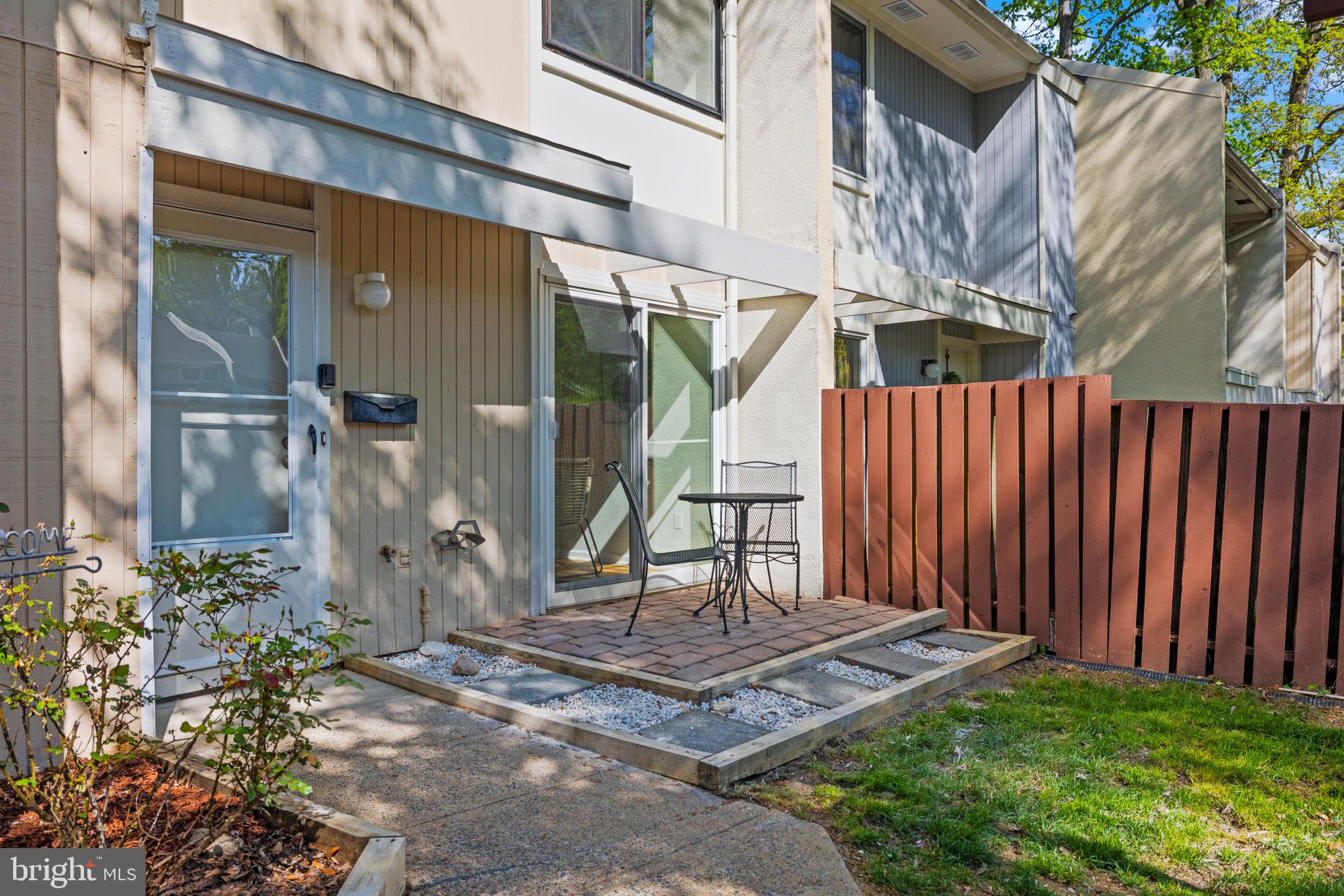 SOUTHGATE SQUARE CLUSTER - Residential