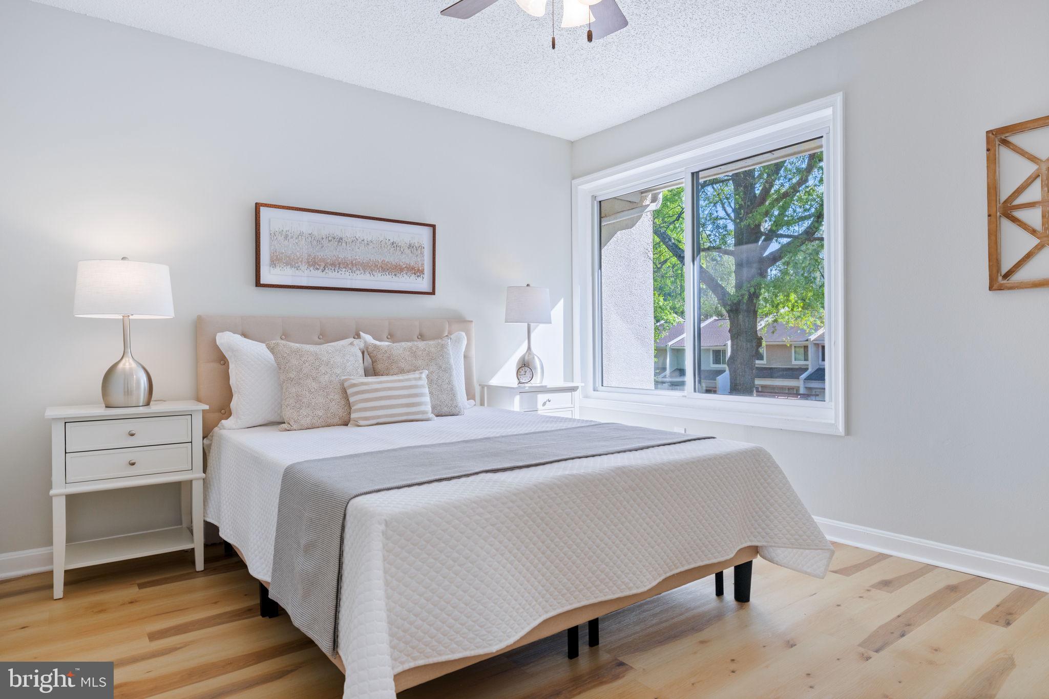 SOUTHGATE SQUARE CLUSTER - Residential