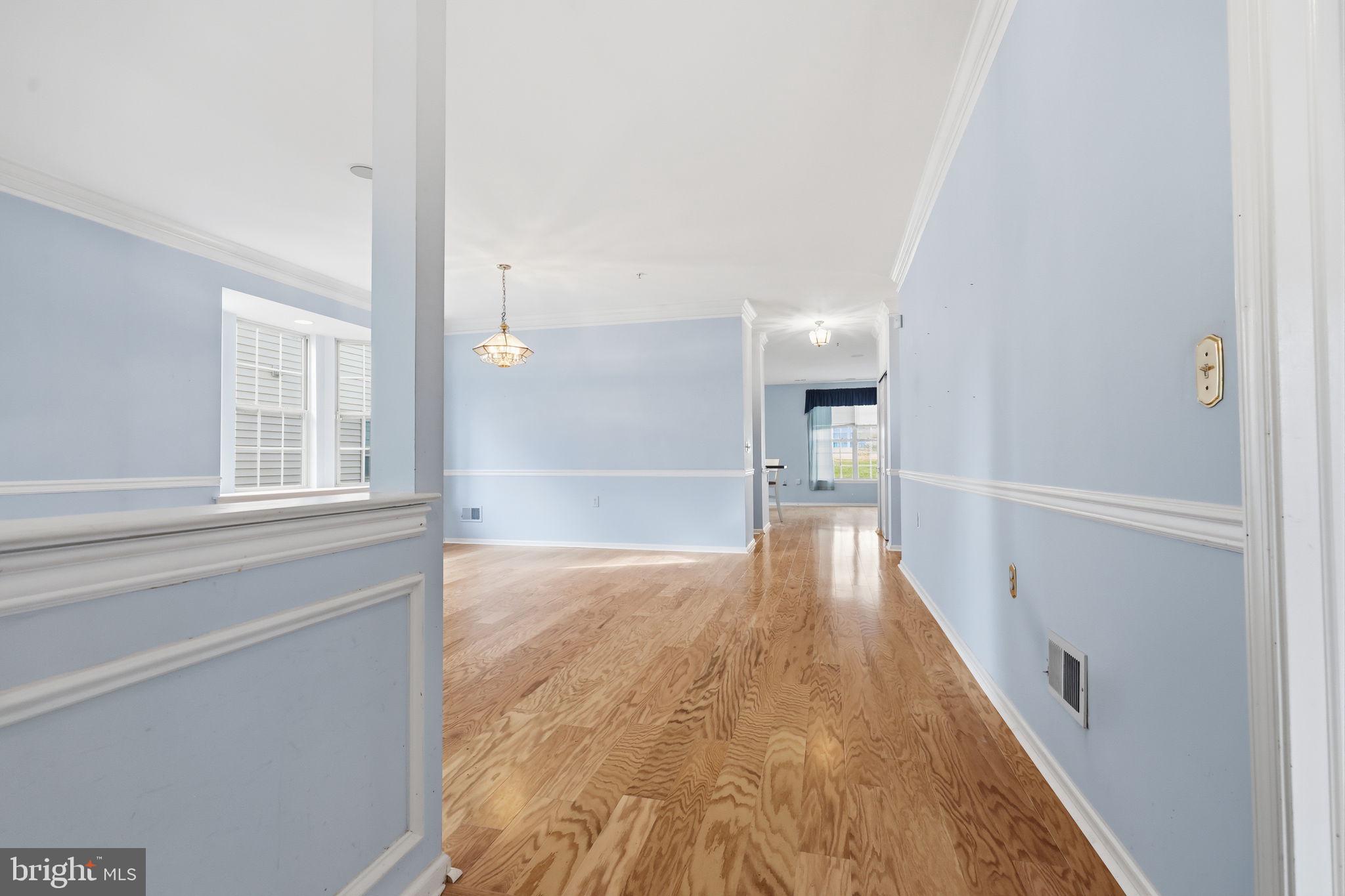 HERITAGE CR ESTS - Residential