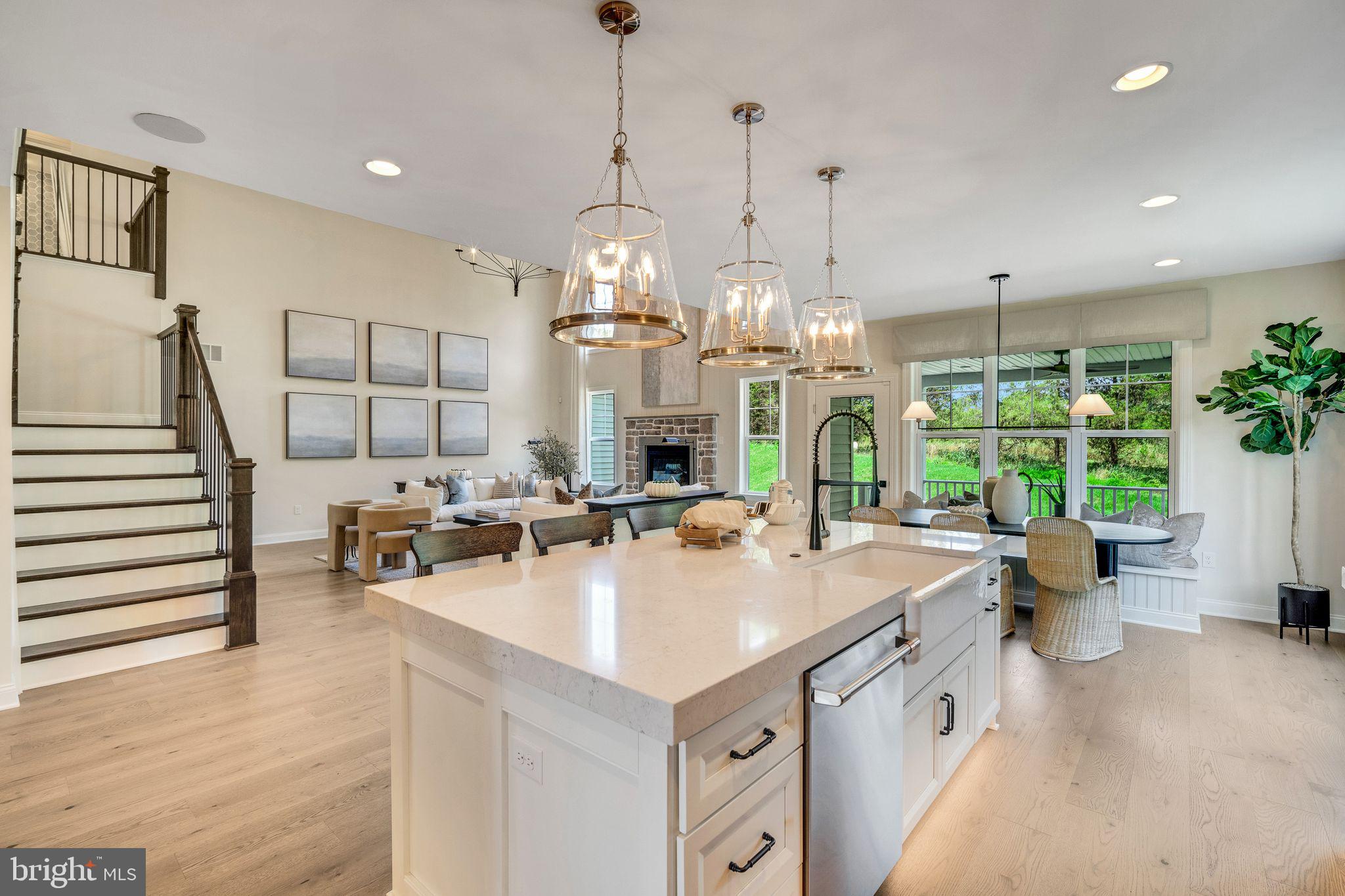 STRAWBERRY HILLS - Residential