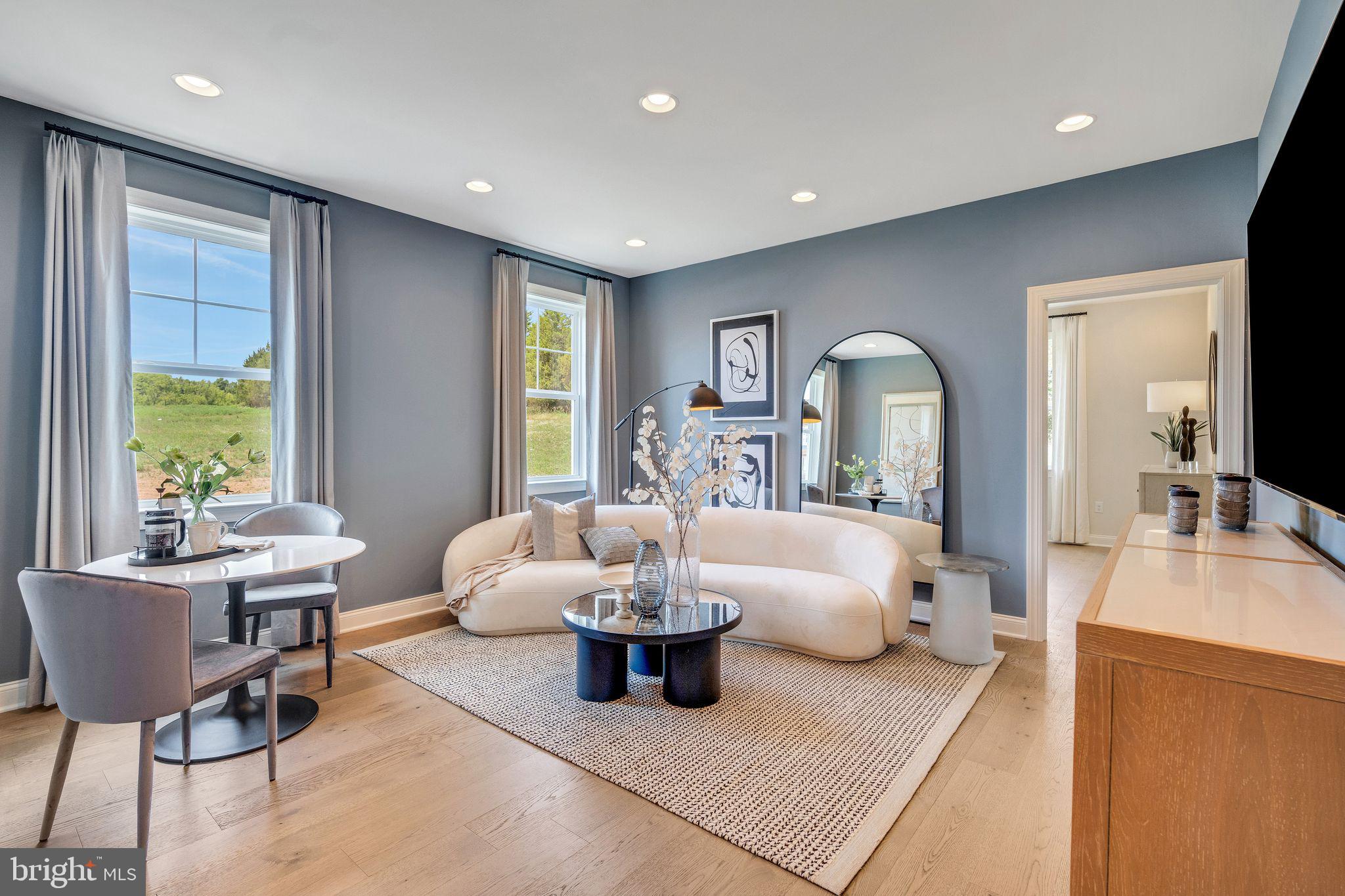 STRAWBERRY HILLS - Residential