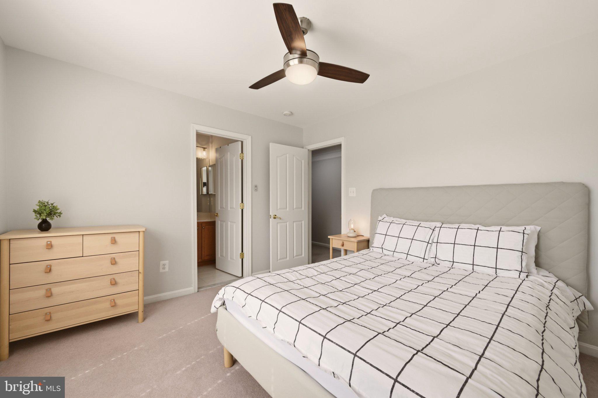 HERITAGE FARMS - Residential