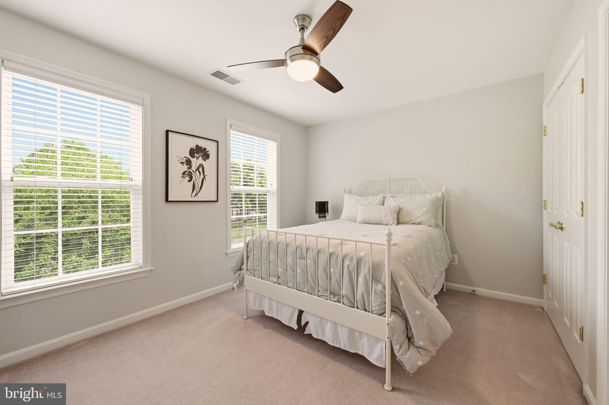 HERITAGE FARMS - Residential