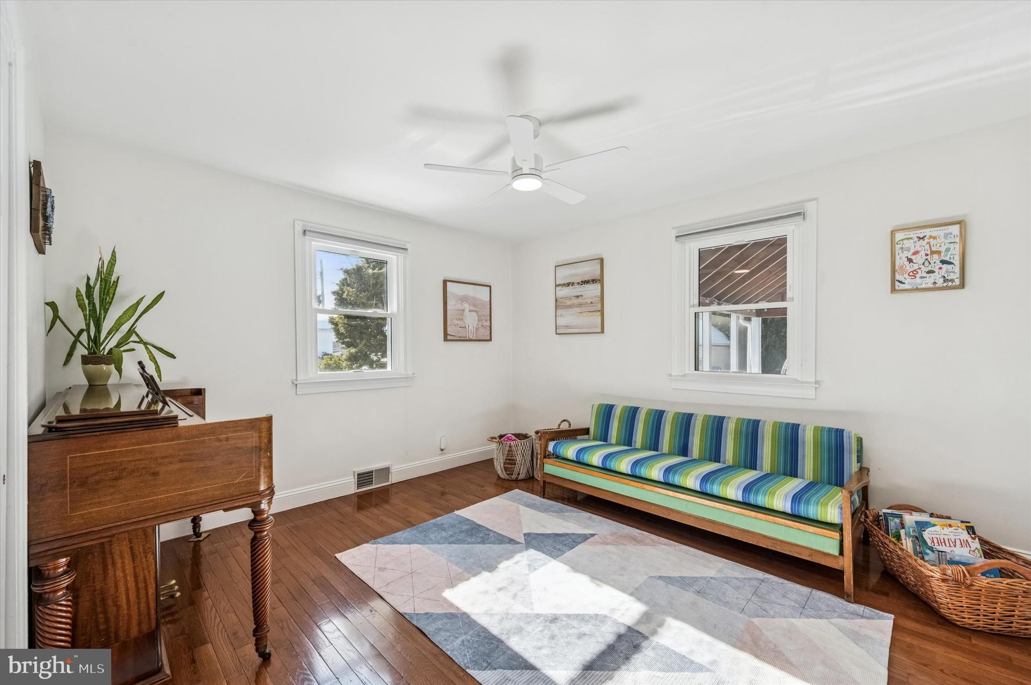 GARDEN CITY - Residential