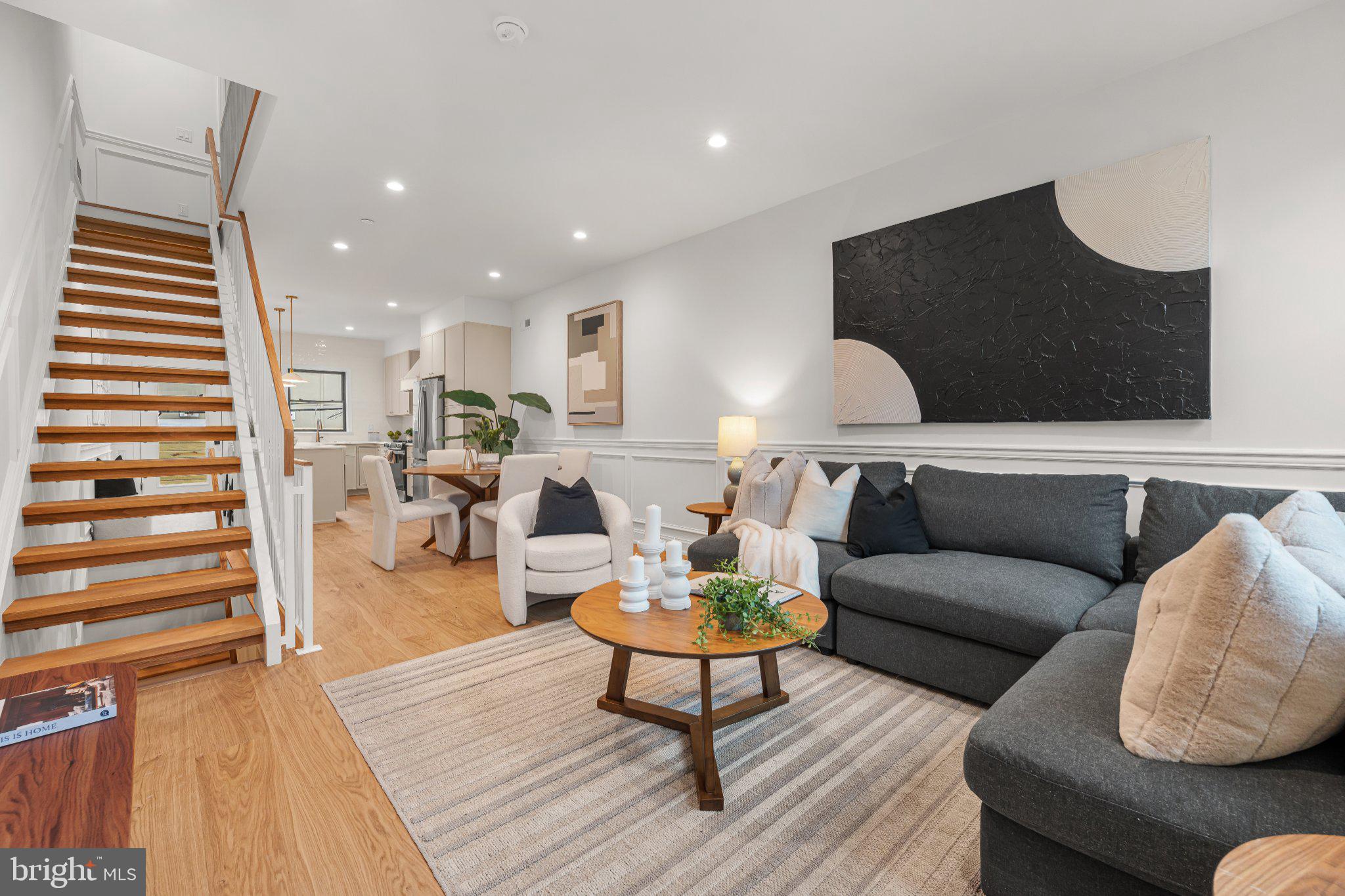 POINT BREEZE - Residential