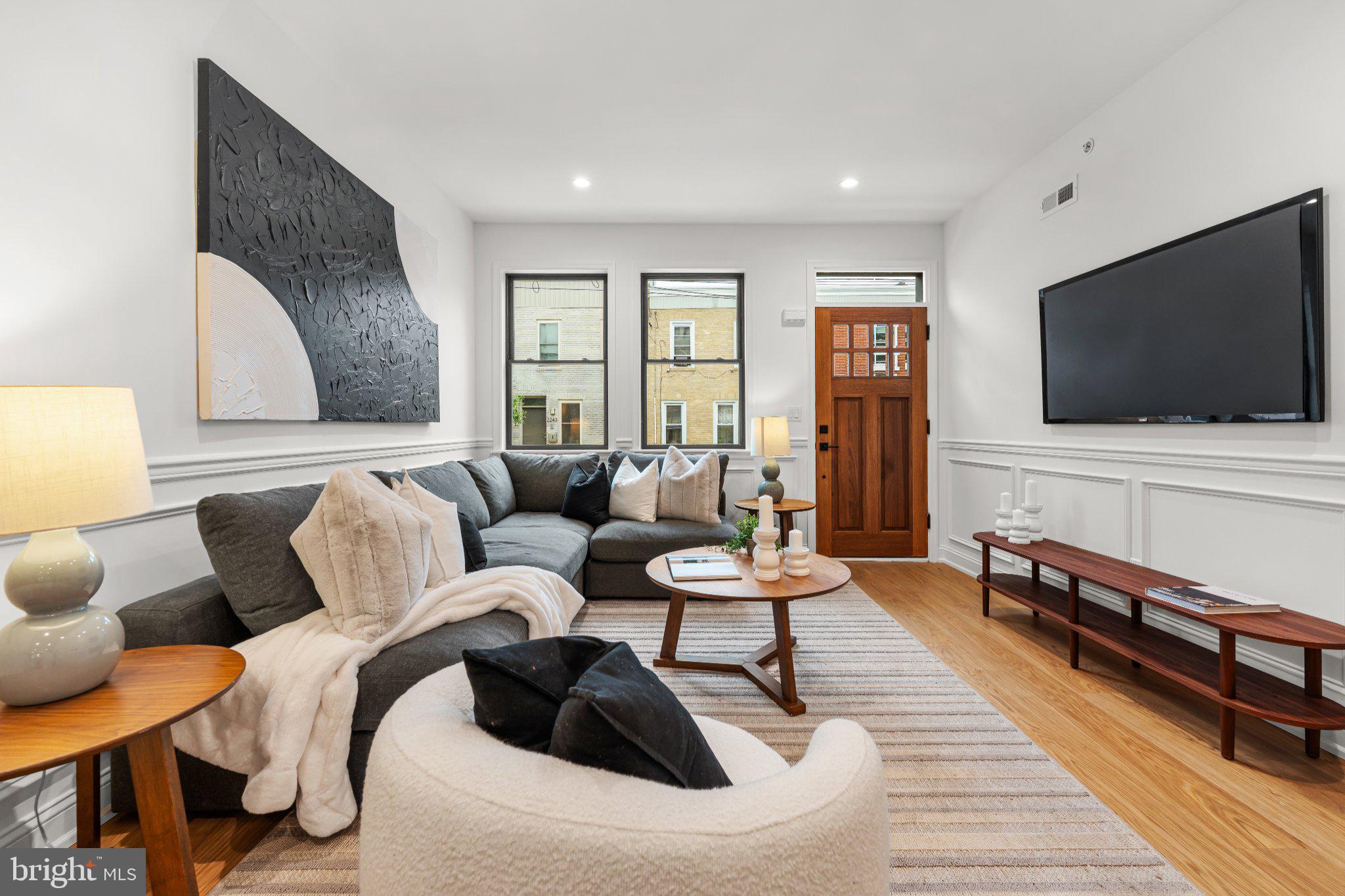 POINT BREEZE - Residential