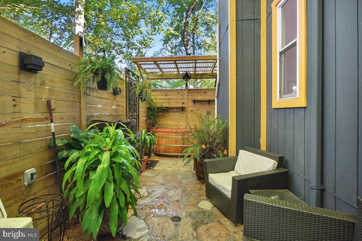 GILBERT'S ADDITION - Residential