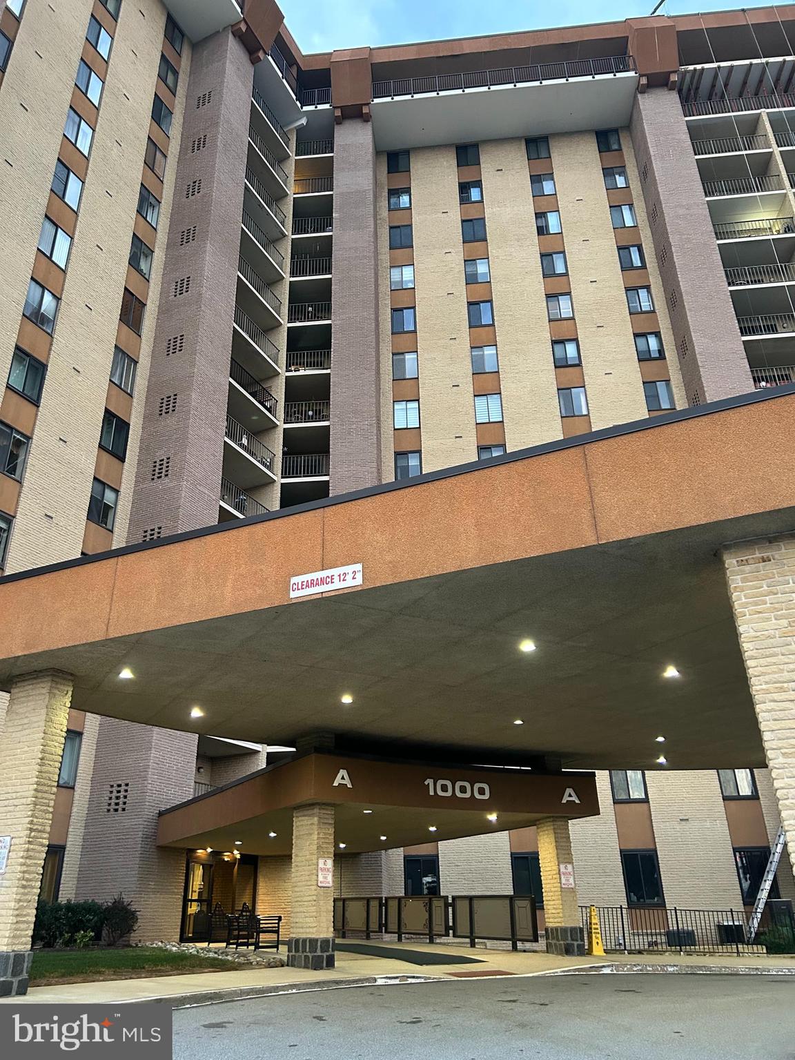 VALLEY FORGE TOWER - Residential