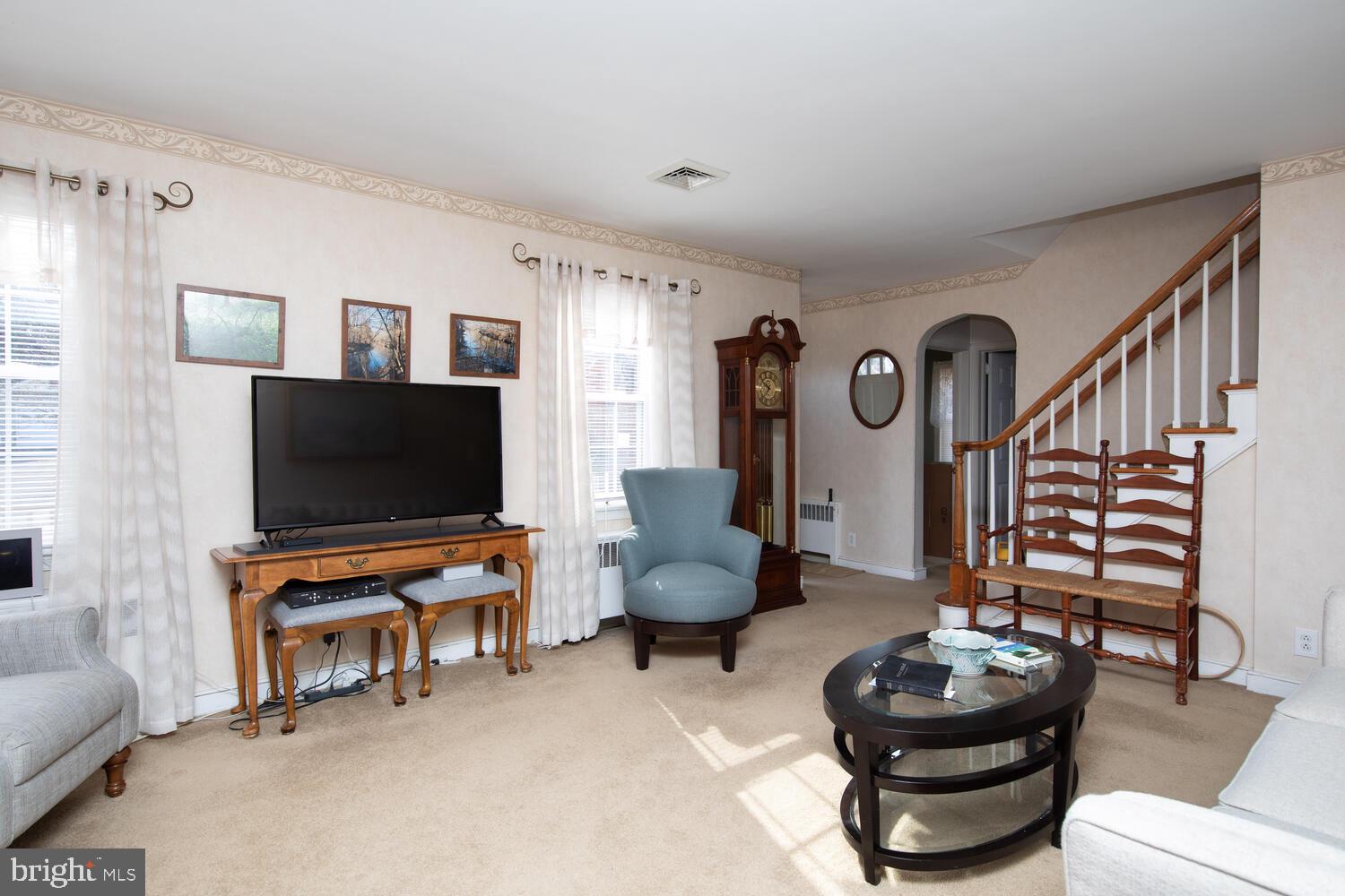 HUNTINGDON VALLEY - Residential