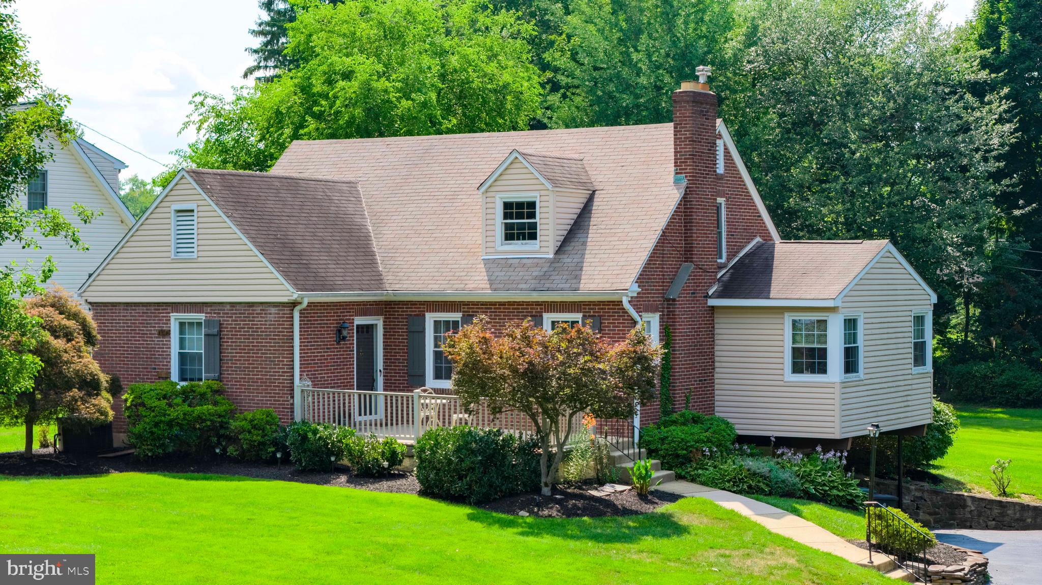 HUNTINGDON VALLEY - Residential